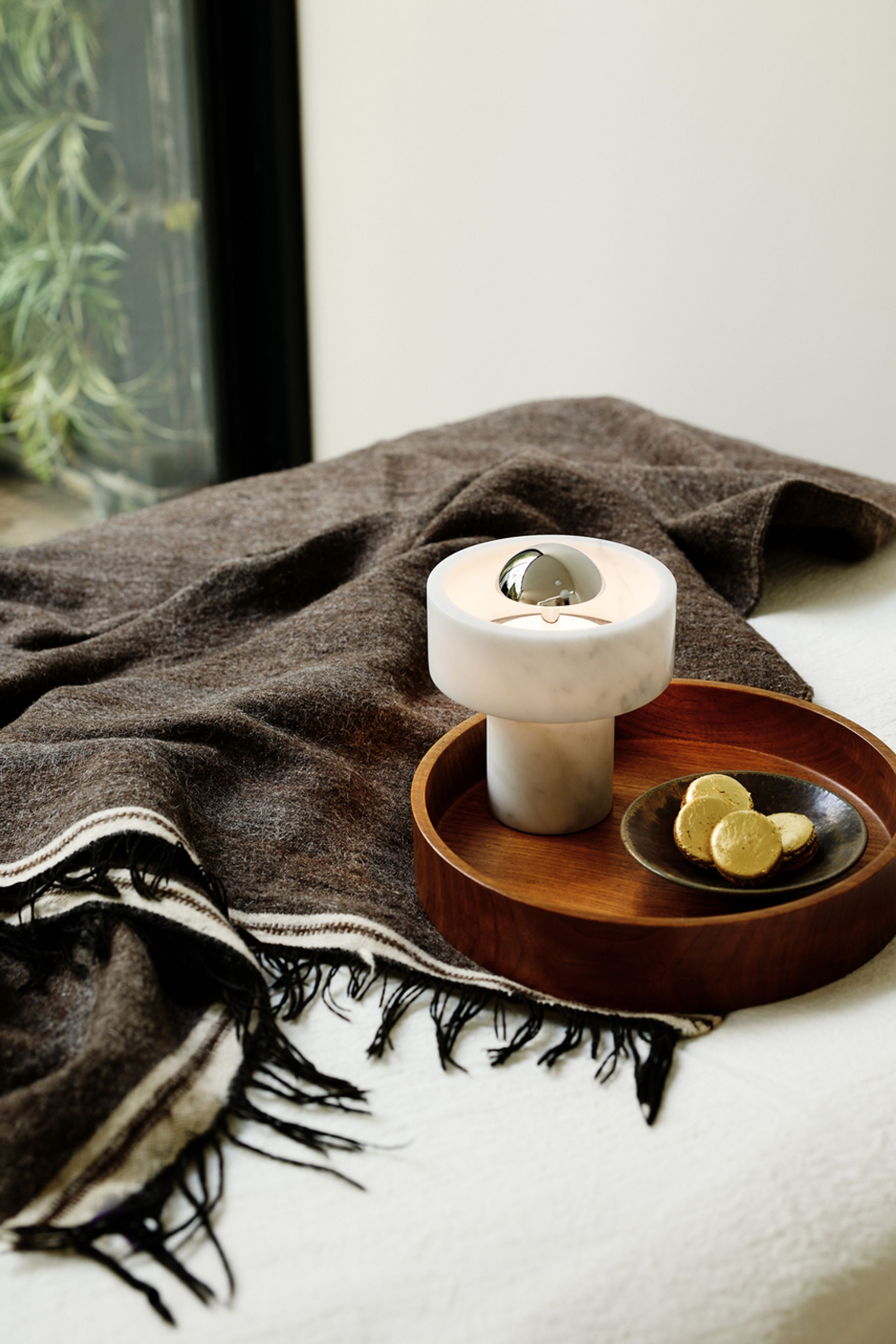 Tom Dixon - Tischlampe - Stone Portable LED - Gloss Gold