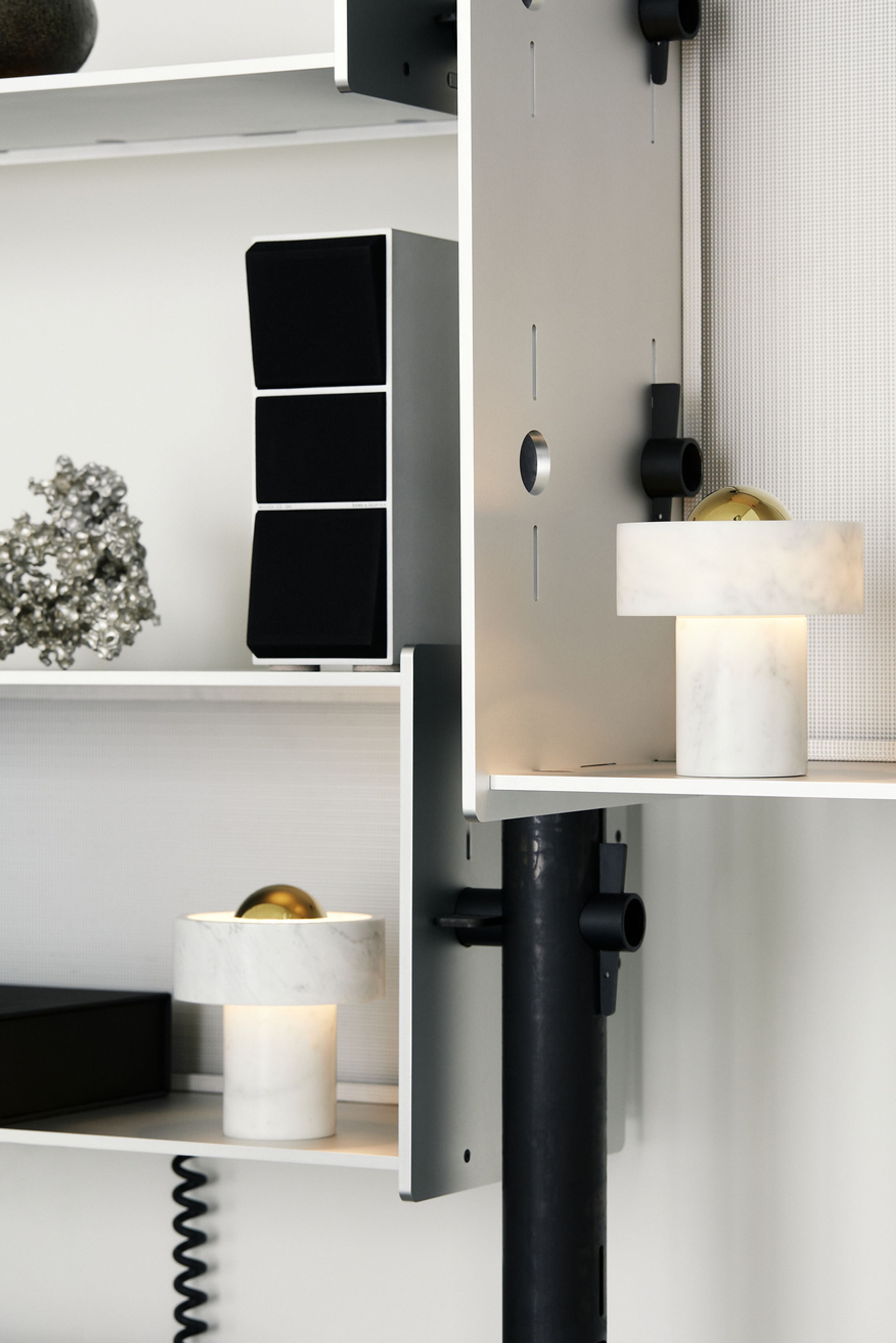 Tom Dixon - Table Lamp - Stone Portable LED - Gloss Silver