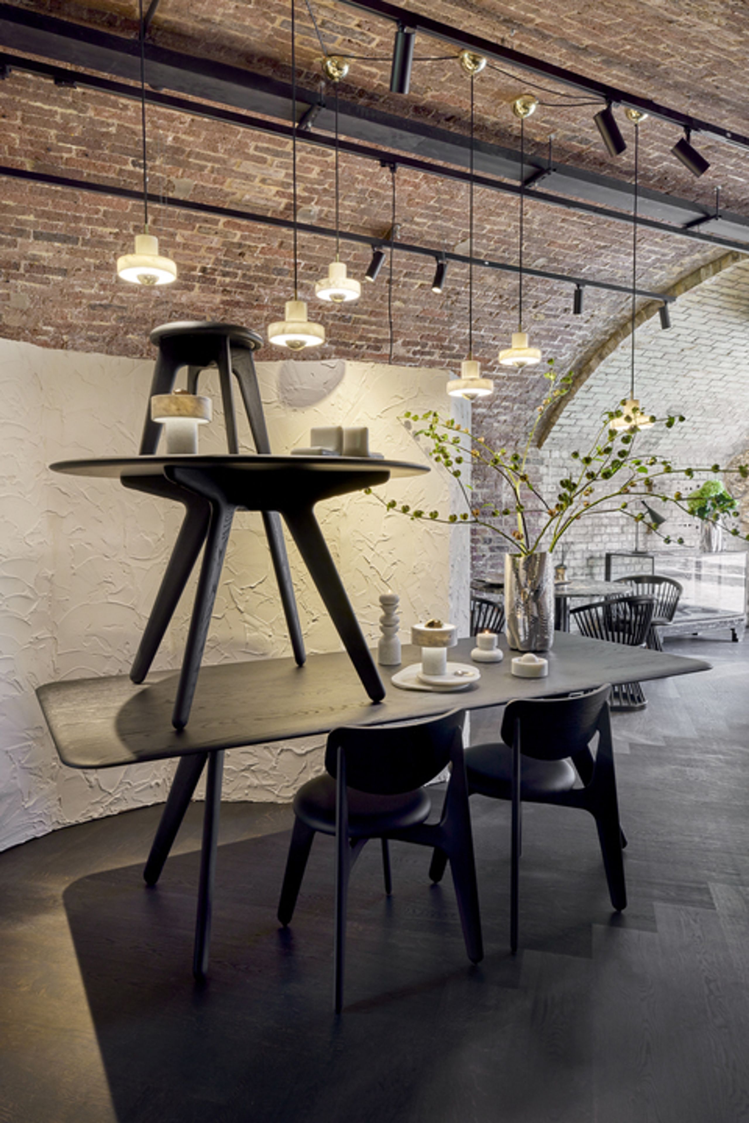 Tom Dixon - Table Lamp - Stone Portable LED - Gloss Silver