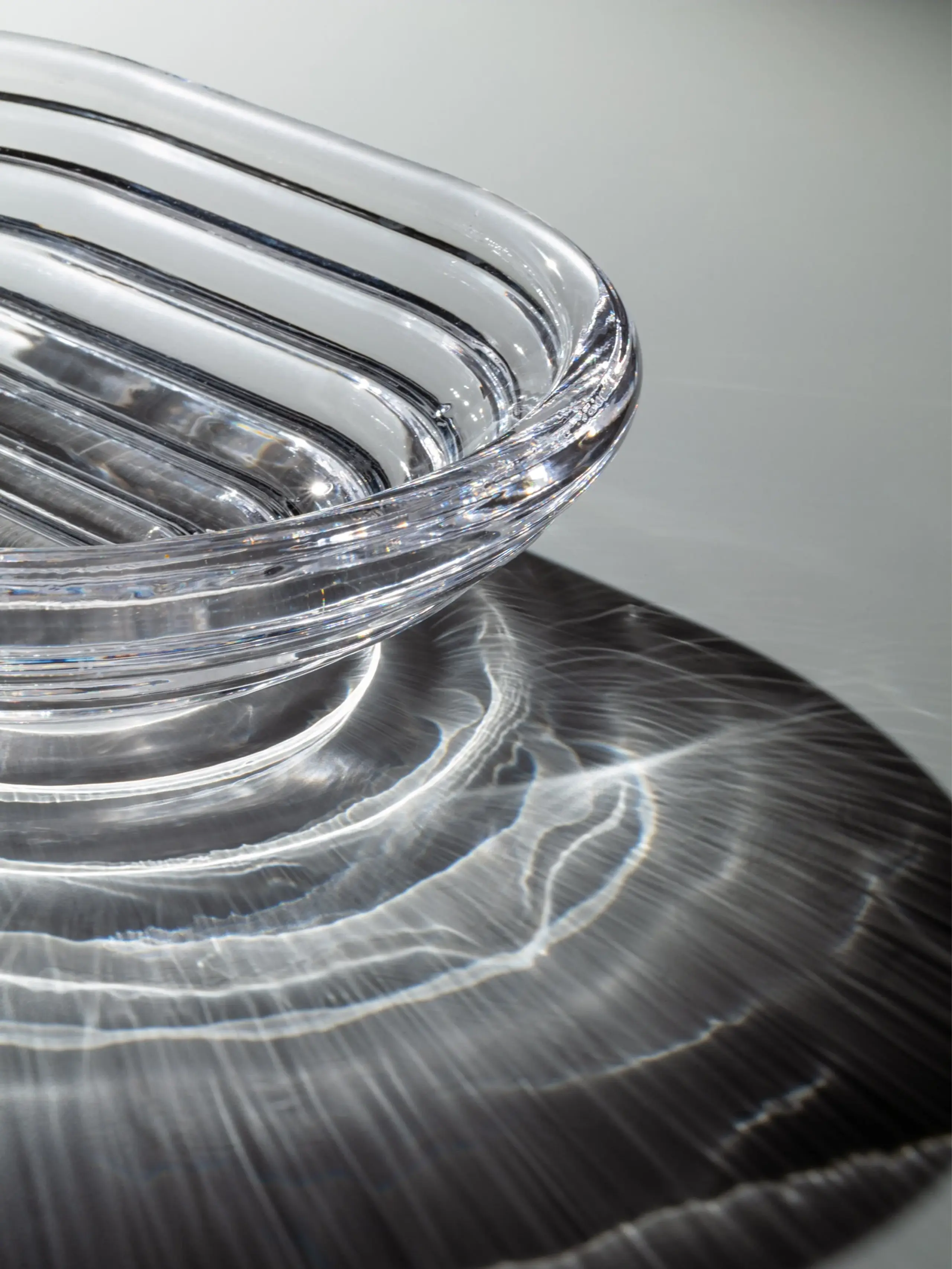 Tom Dixon - Zahradní stůl - Press Bowl - Clear - Large