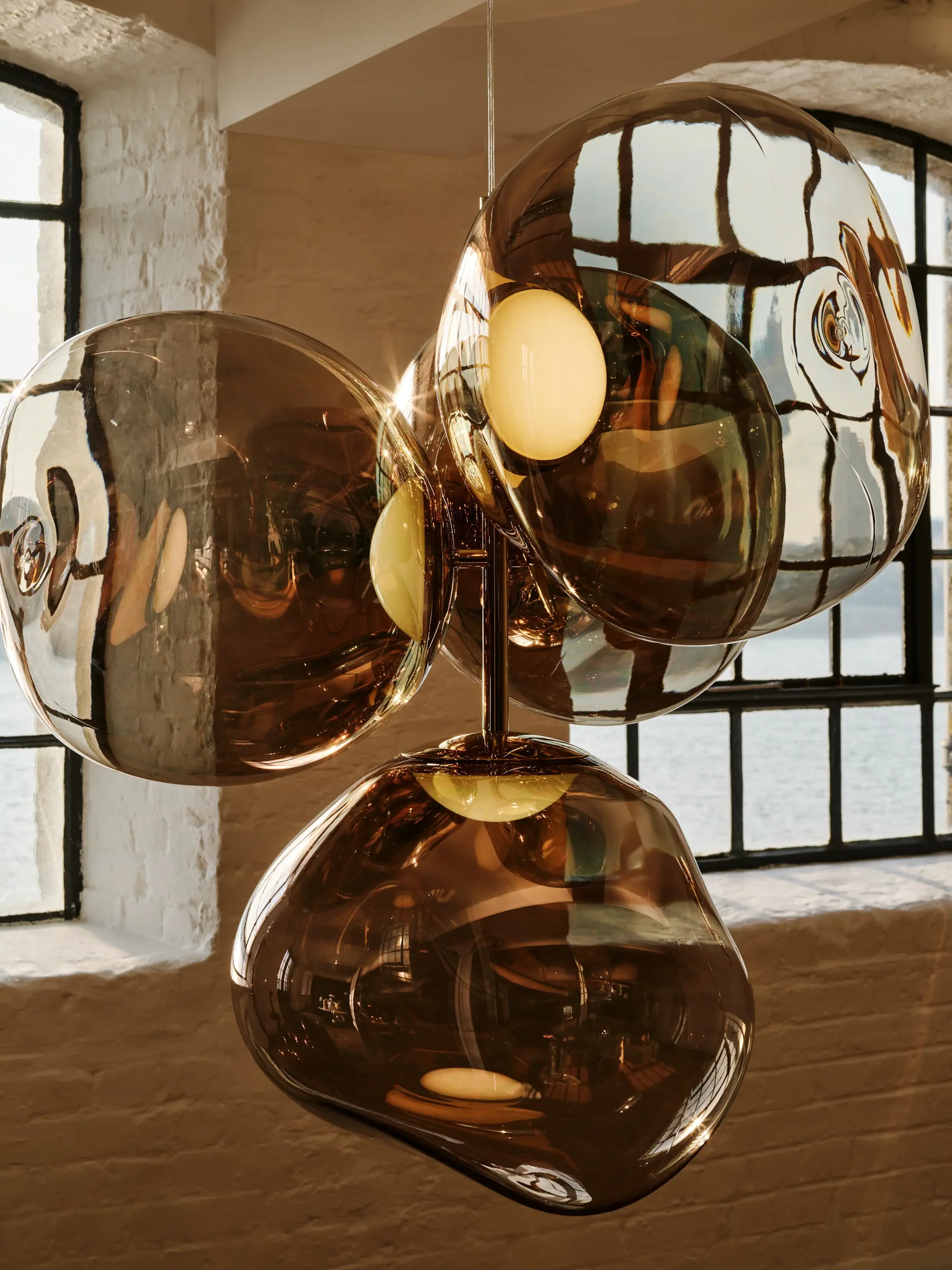 Tom Dixon - Ceiling lamp - Melt Chandelier Mini Led - Mirrored, Polished Bronze