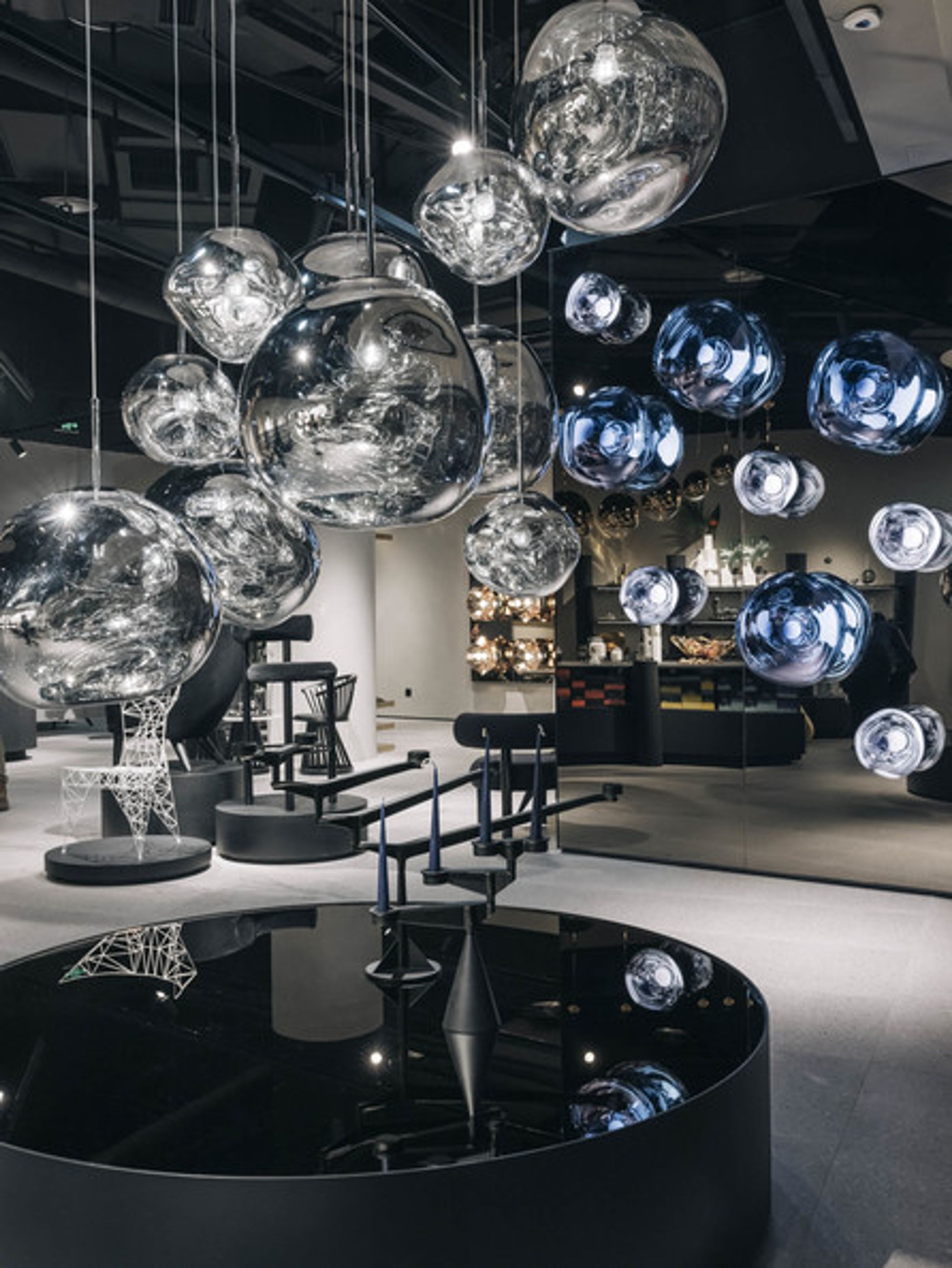 Tom Dixon - Kinkiet - Melt Surface LED - Mirrored Smoke