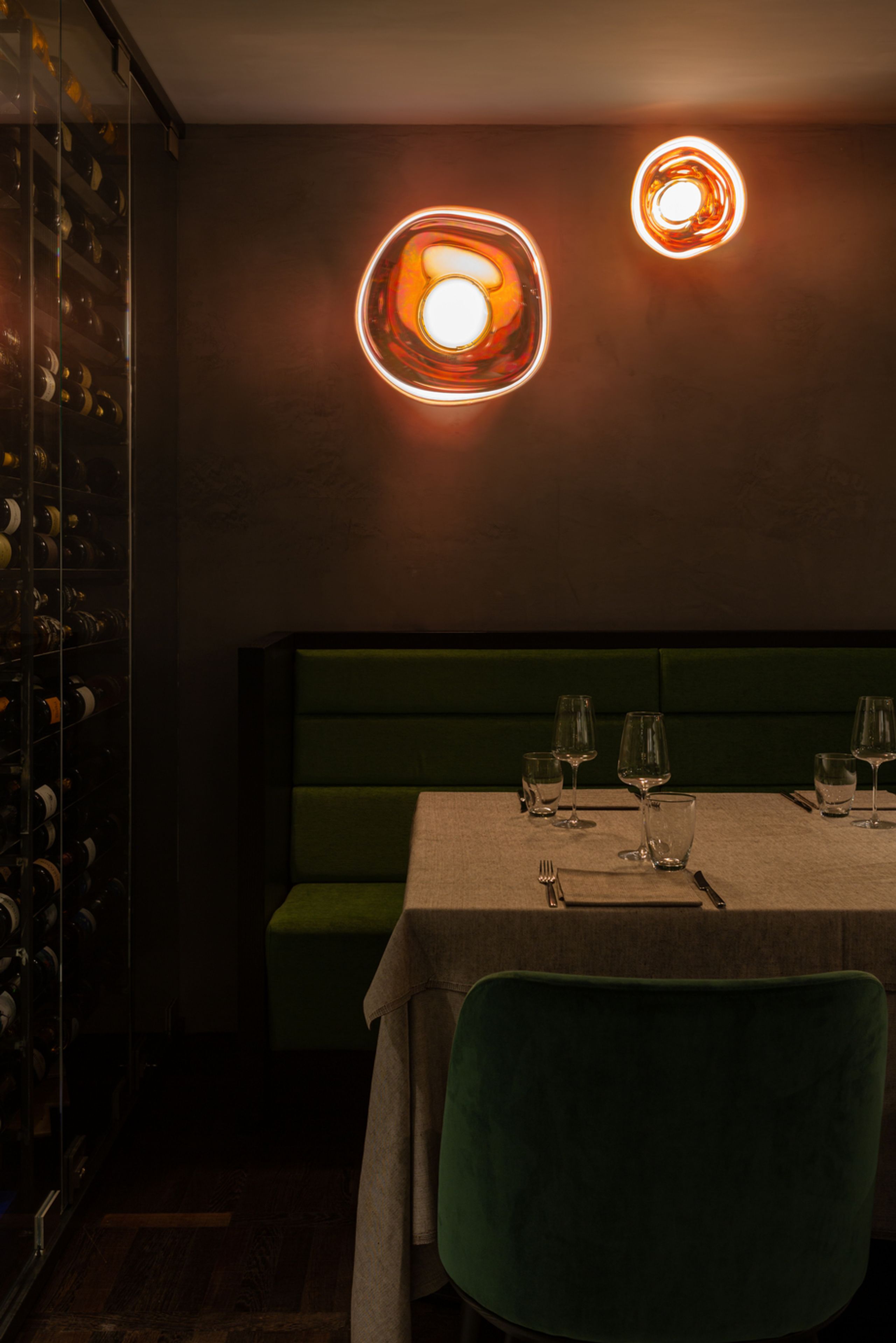 Tom Dixon - Kinkiet - Melt Surface LED - Mirrored Smoke