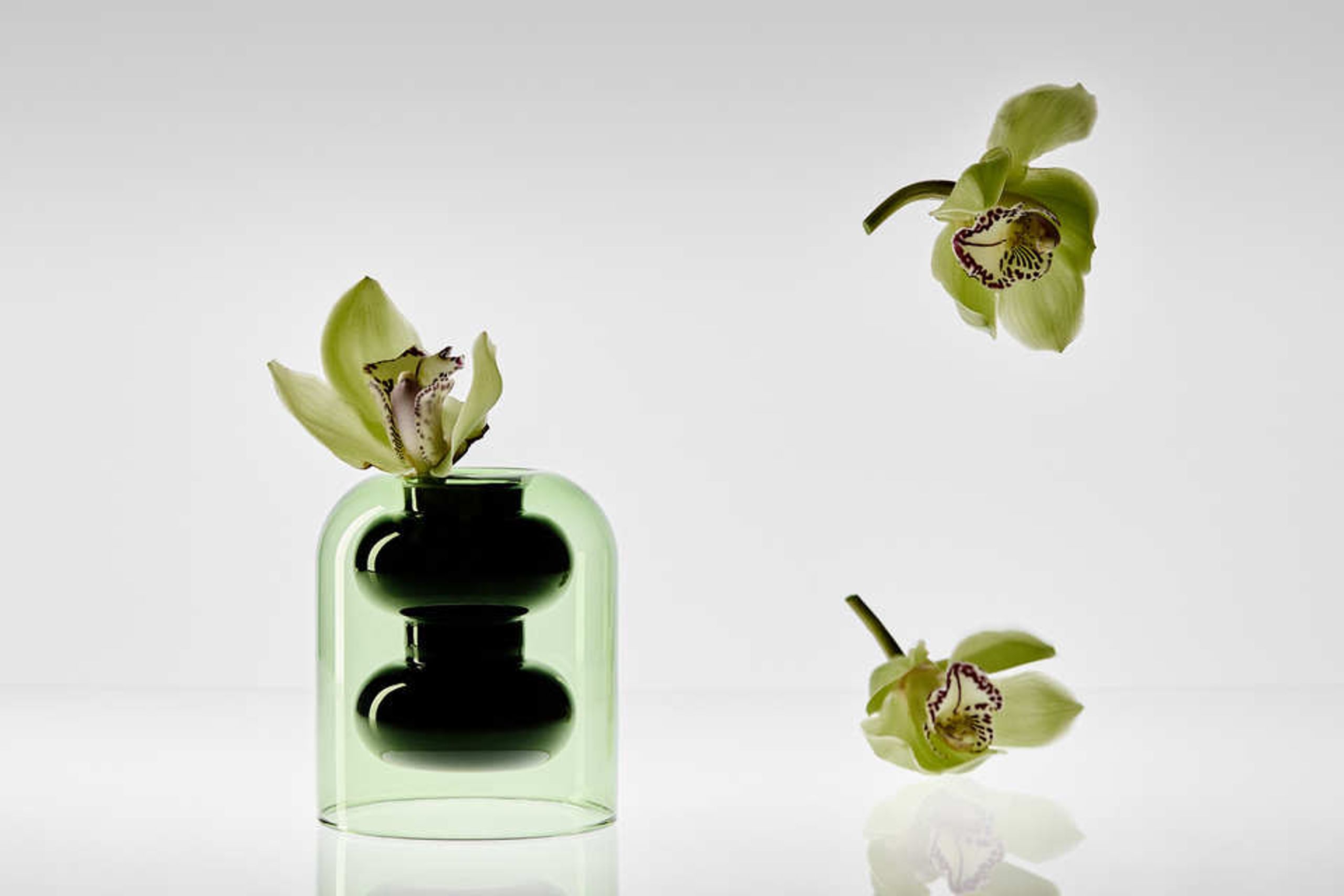 Tom Dixon - Vase - Bump Vase - Black - Short