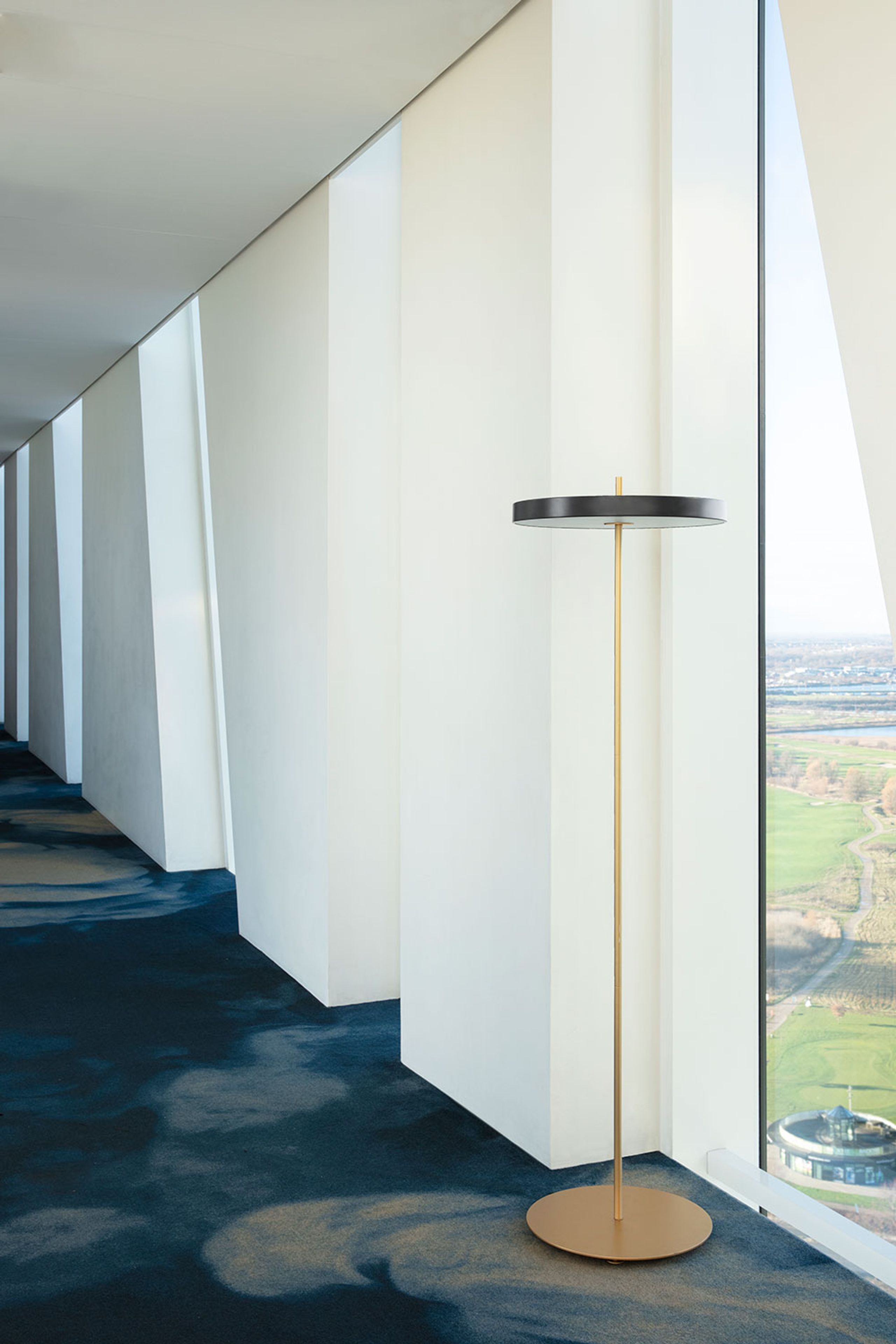 Umage - Lampada da terra - Asteria / Floor - Black