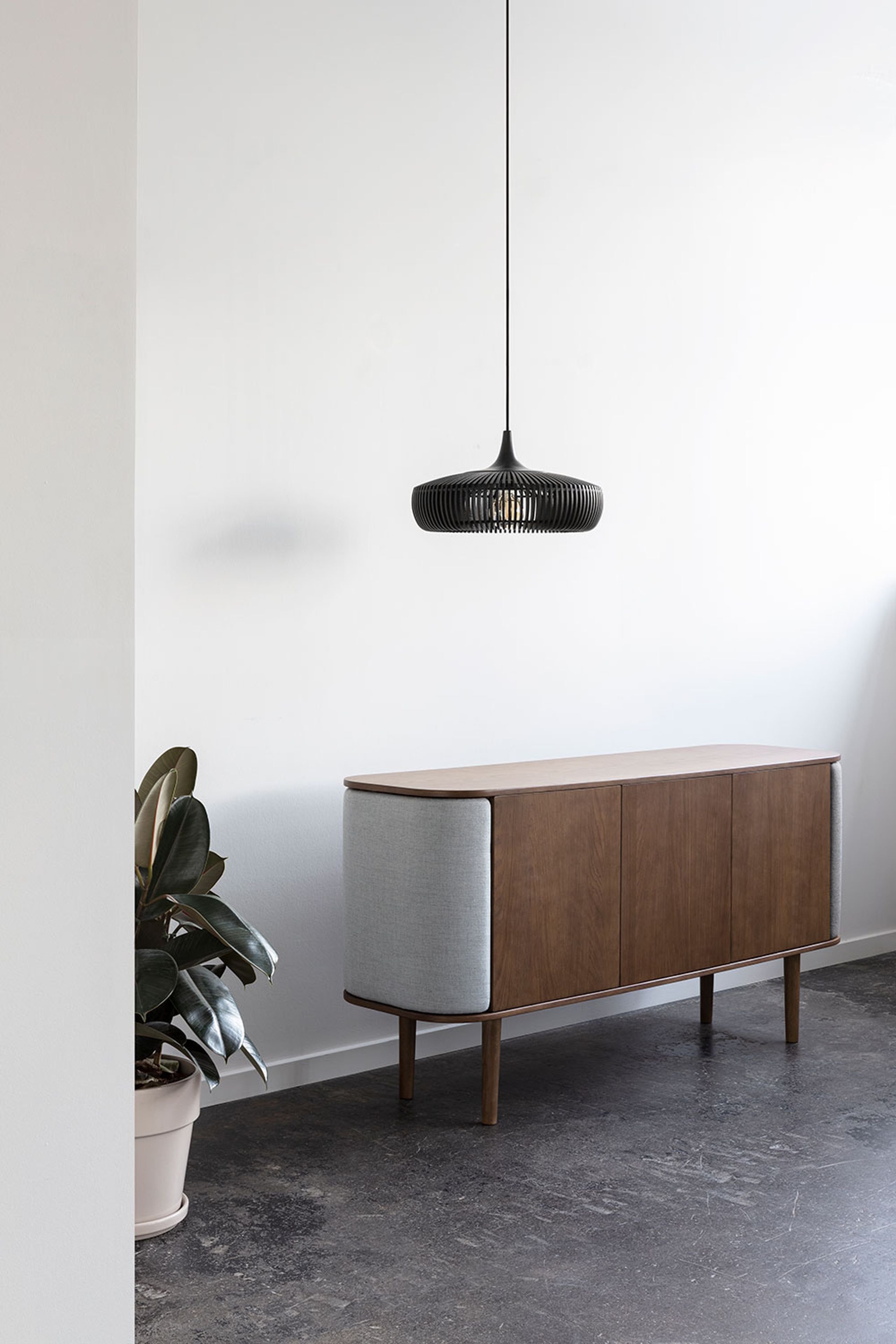 Umage - Wandlamp - Clava Dine Wood Lamp - Black