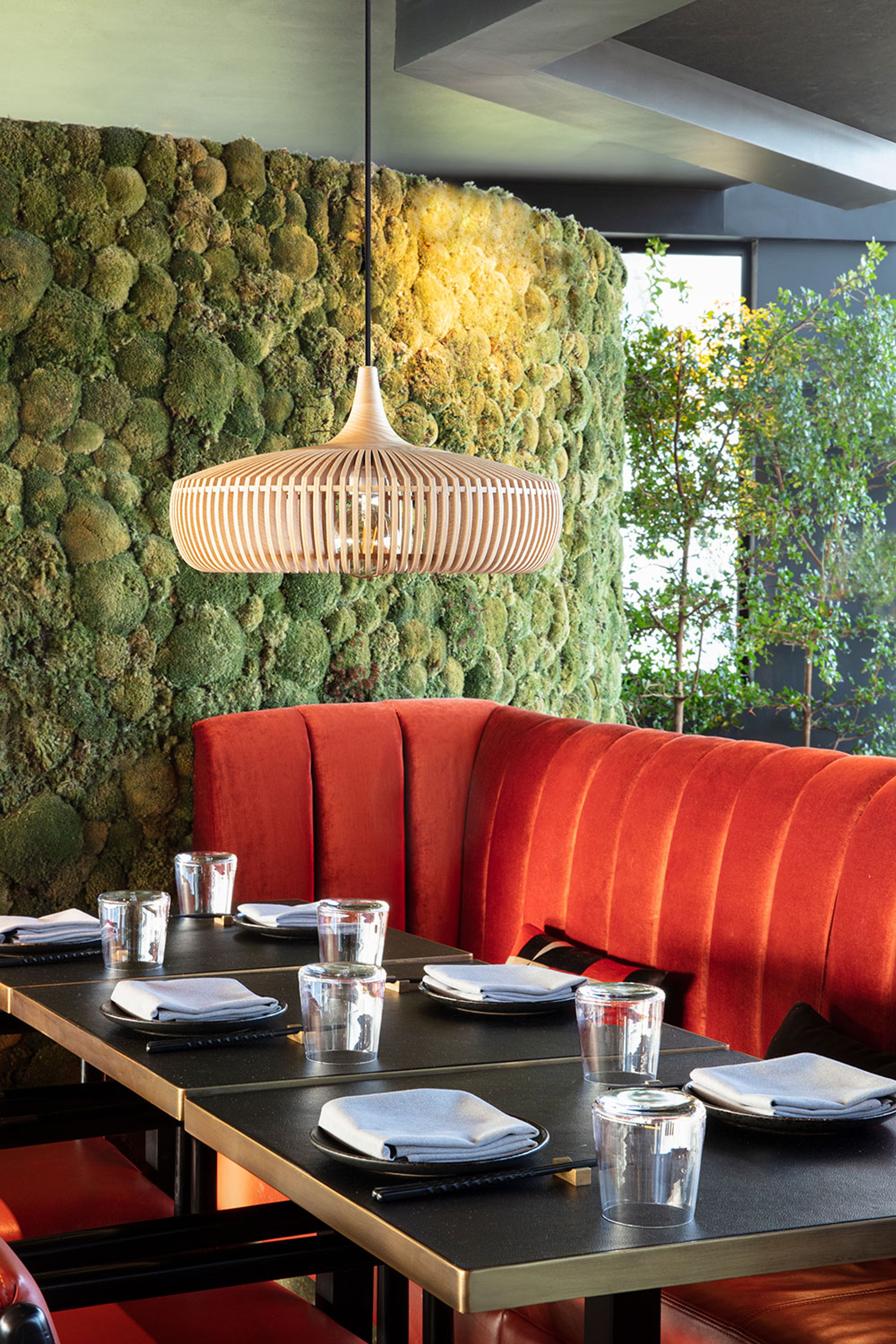 Umage - Wandlamp - Clava Dine Wood Lamp - Dark Oak