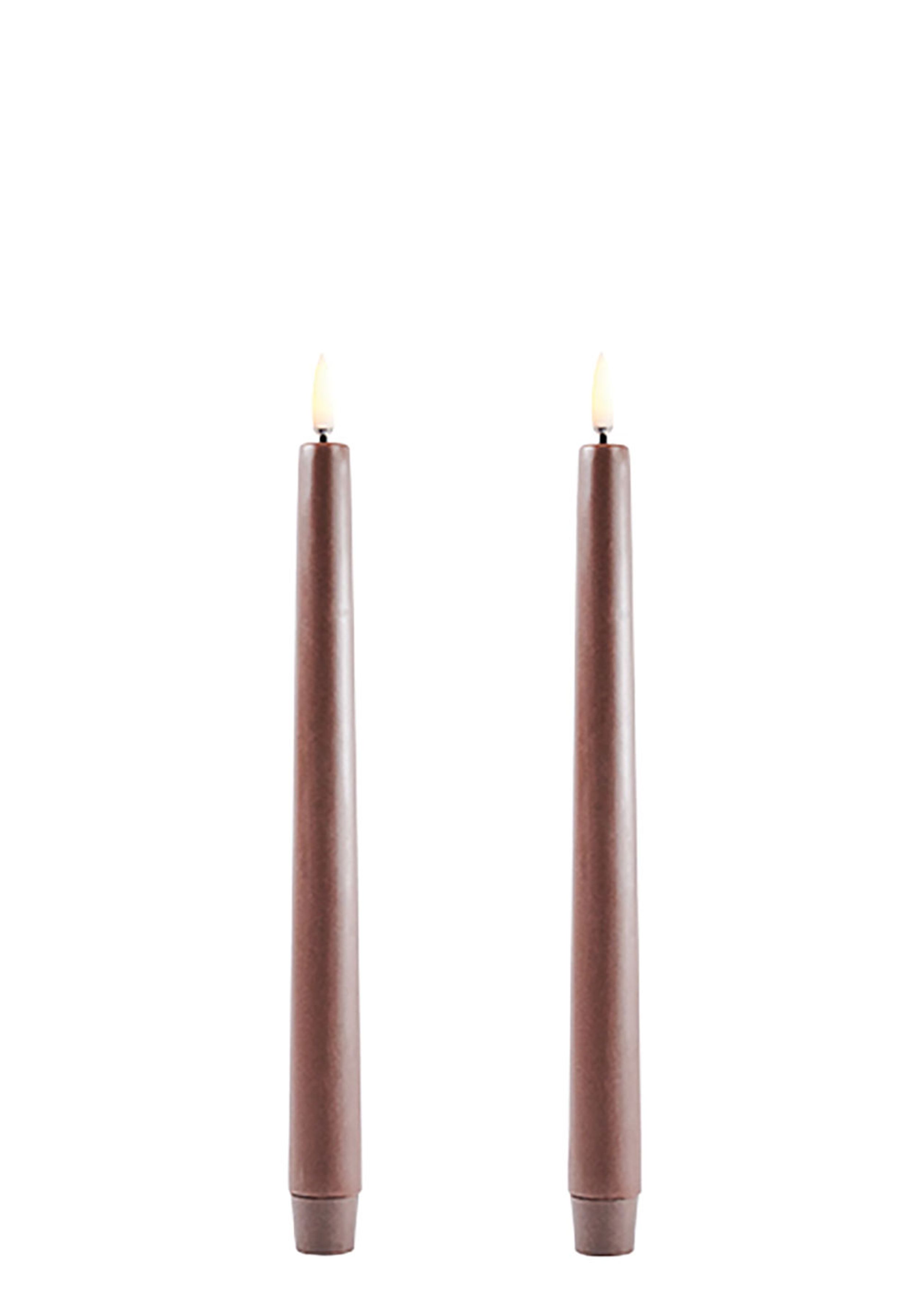 Uyuni - Candles - LED Taper Candle - Brown/Smooth - 2,3x25 cm