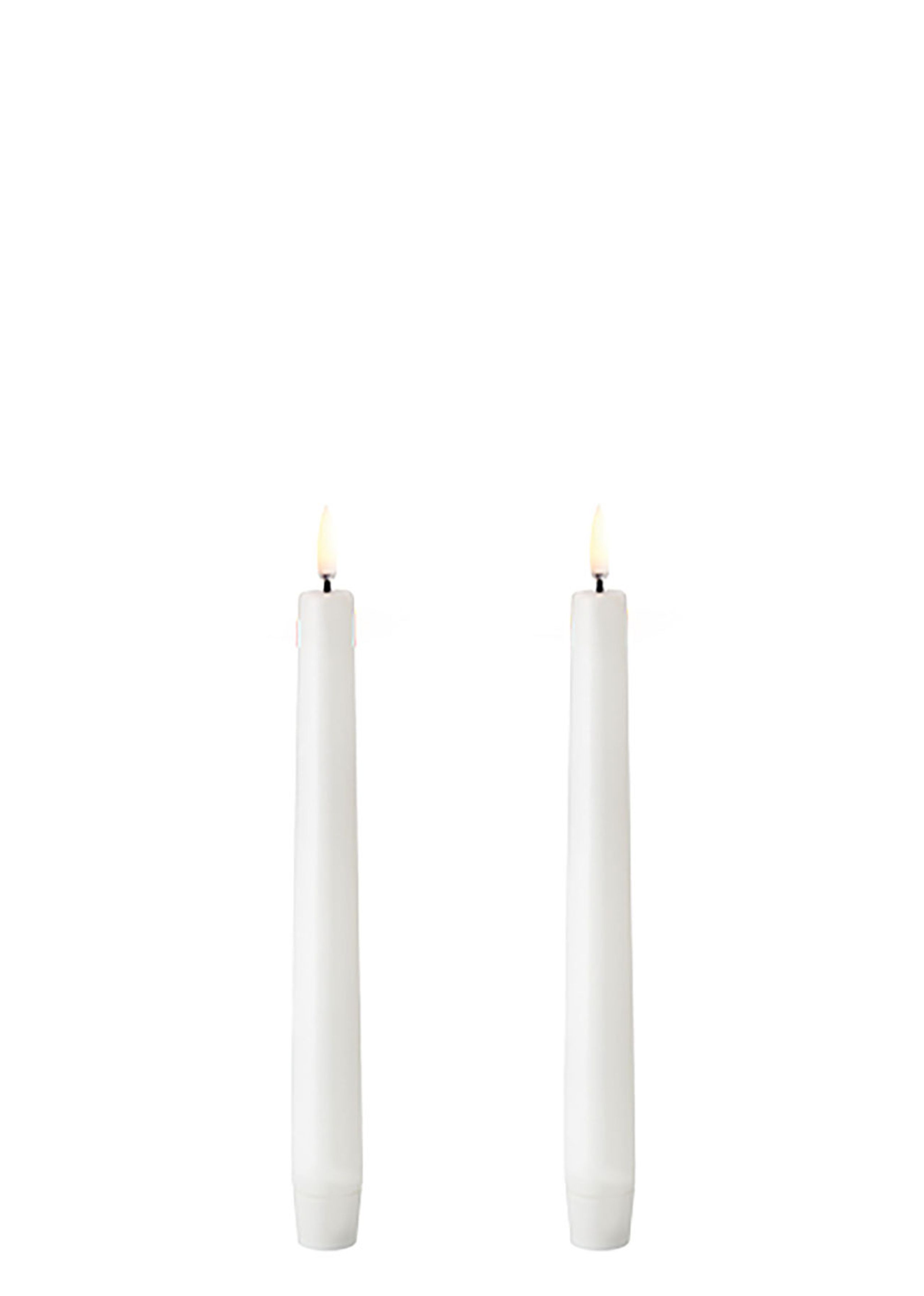 Uyuni - Candles - LED Taper Candle - Nordic White/Smooth - 2,3x20,5 cm