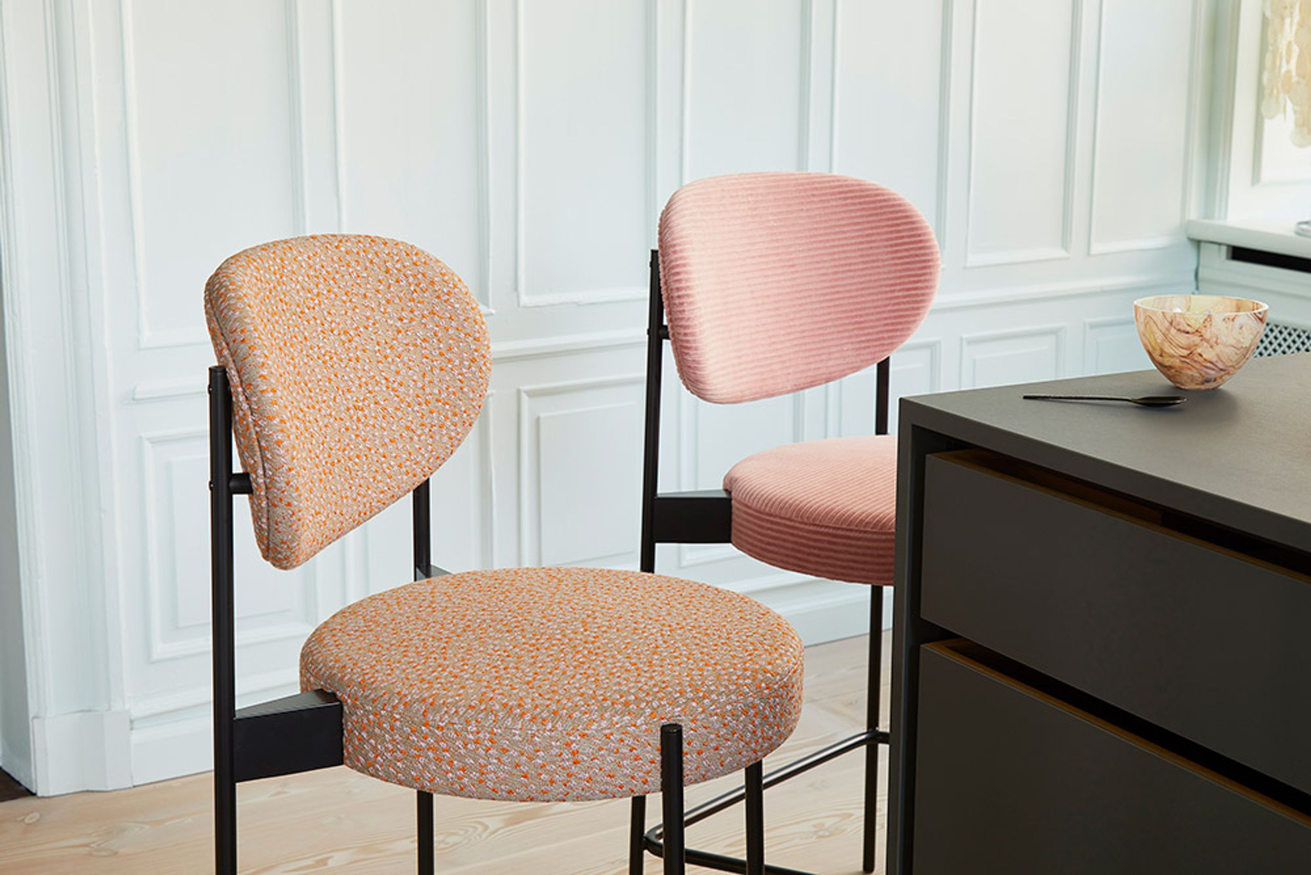 Verpan - Chair - 430 Bar Stool by Verner Panton - Black / Hallingdal 180