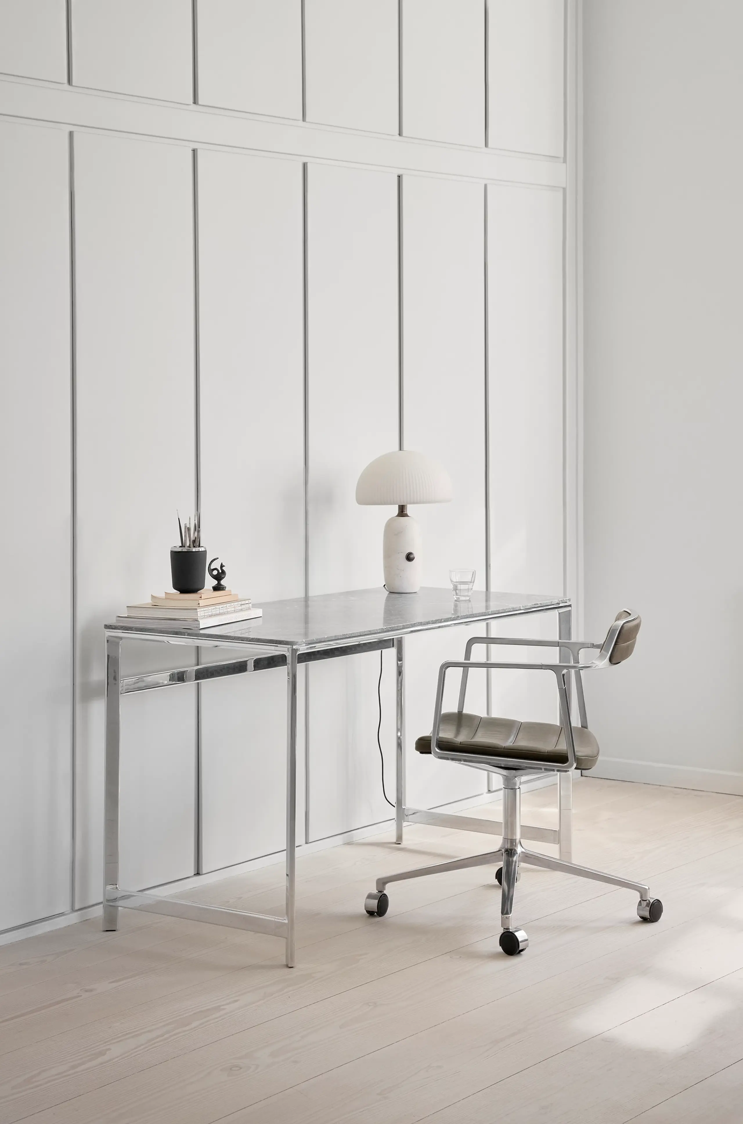 Vipp - Skrivebord - Vipp430 Studio Desk - Ocean Grey marble