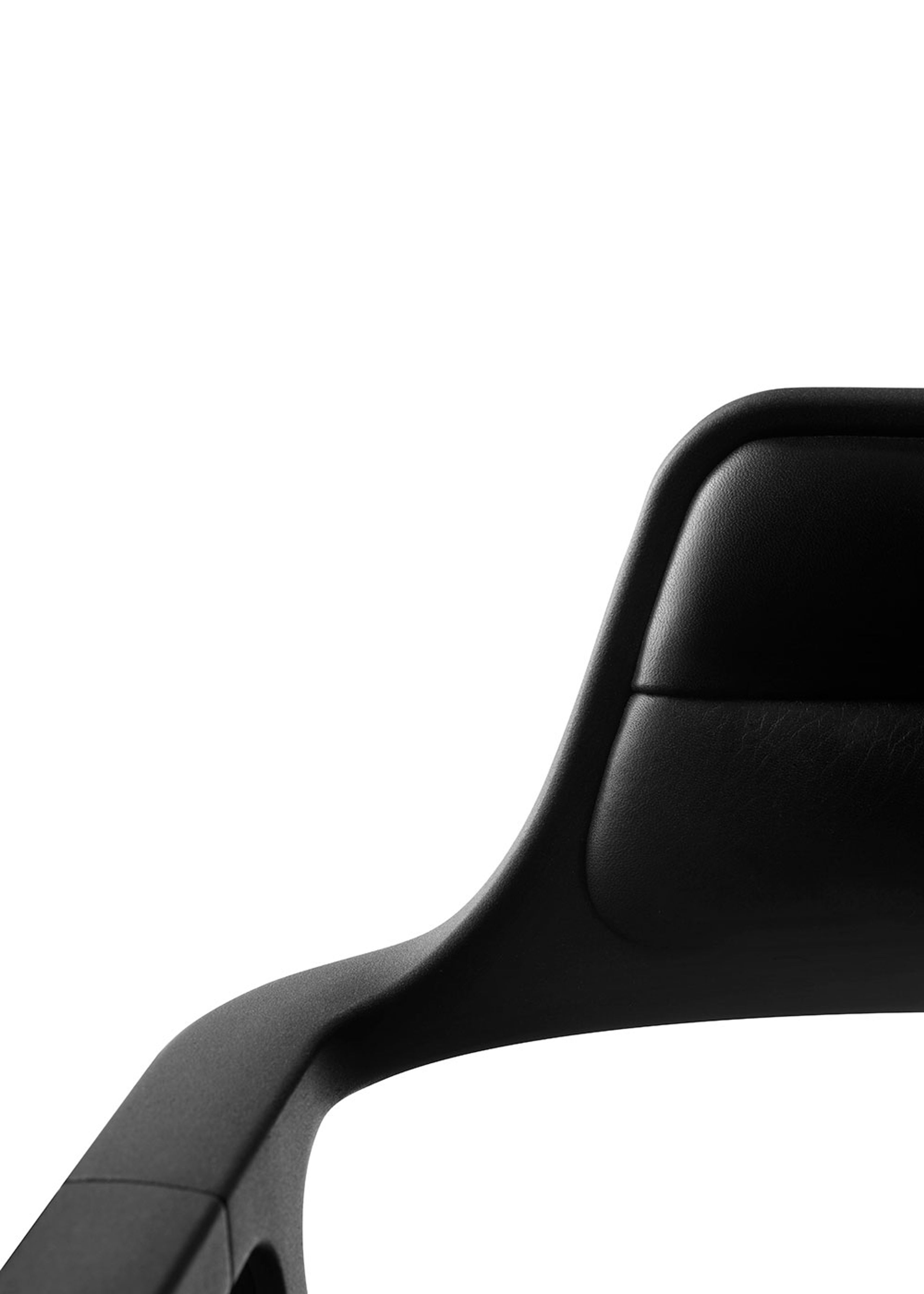 Vipp - Stol - The Chair - Vipp451 - Shade Black / Black Aluminium