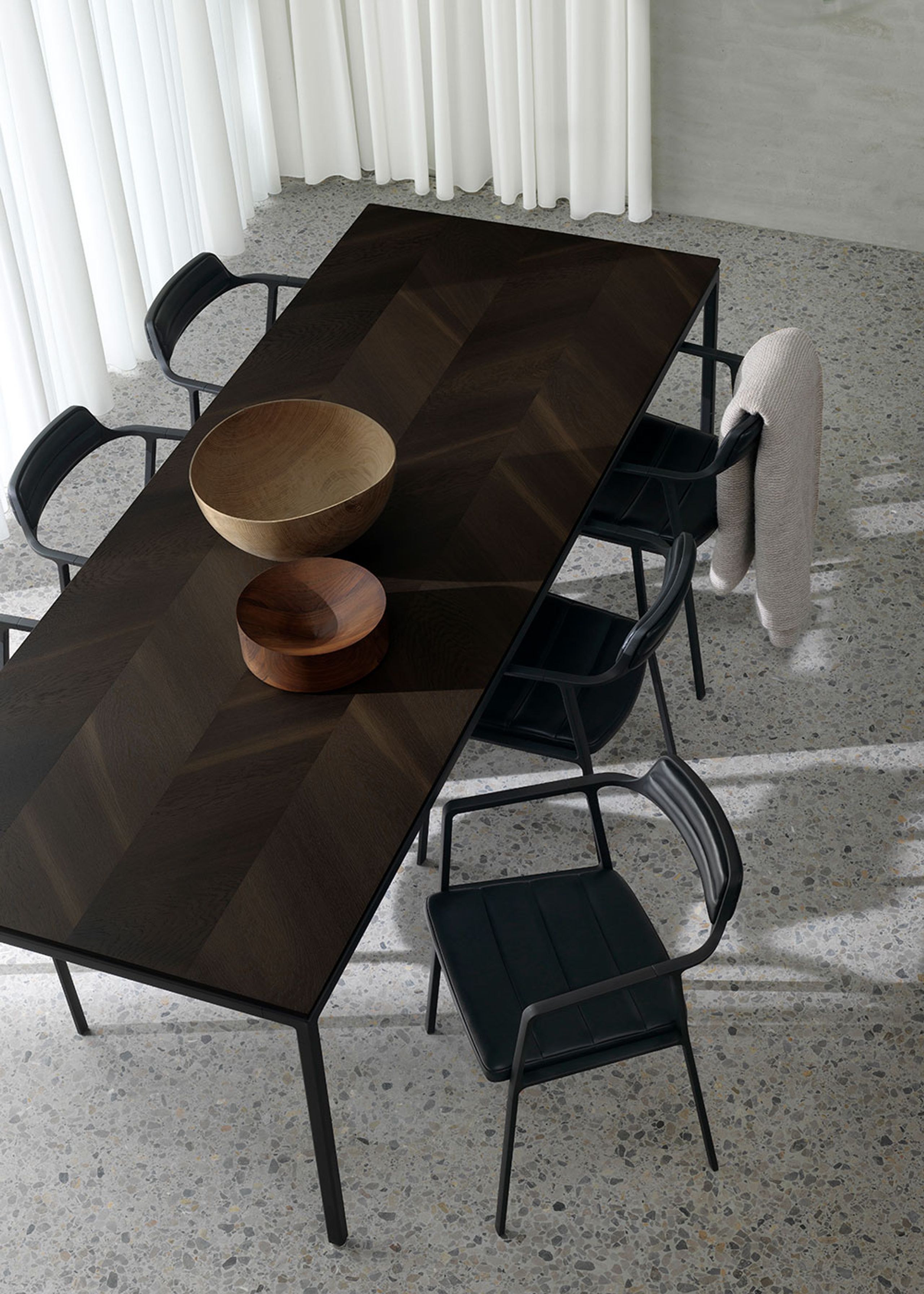 Vipp - Stol - The Chair - Vipp451 - Shade Black / Black Aluminium