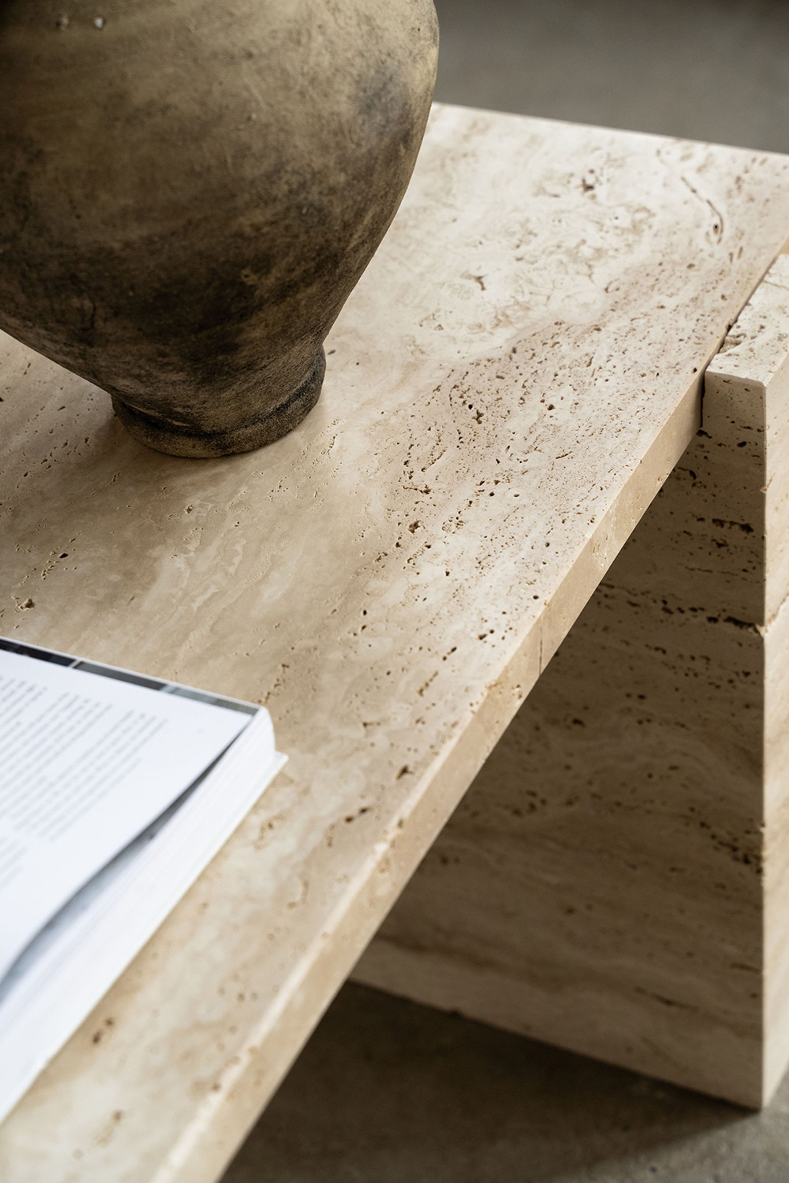 Wabi Sabi - Bank - Linje Bench - Travertine