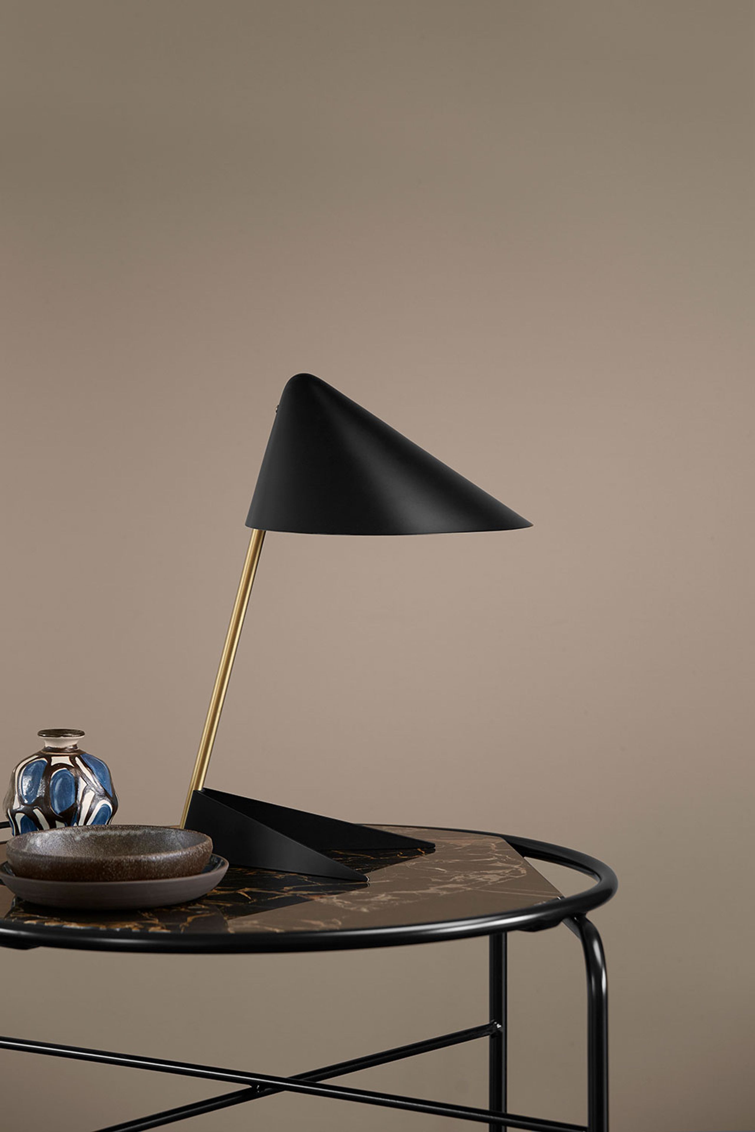 Warm Nordic - Lampada da tavolo - Ambience Lamp - Black Noir