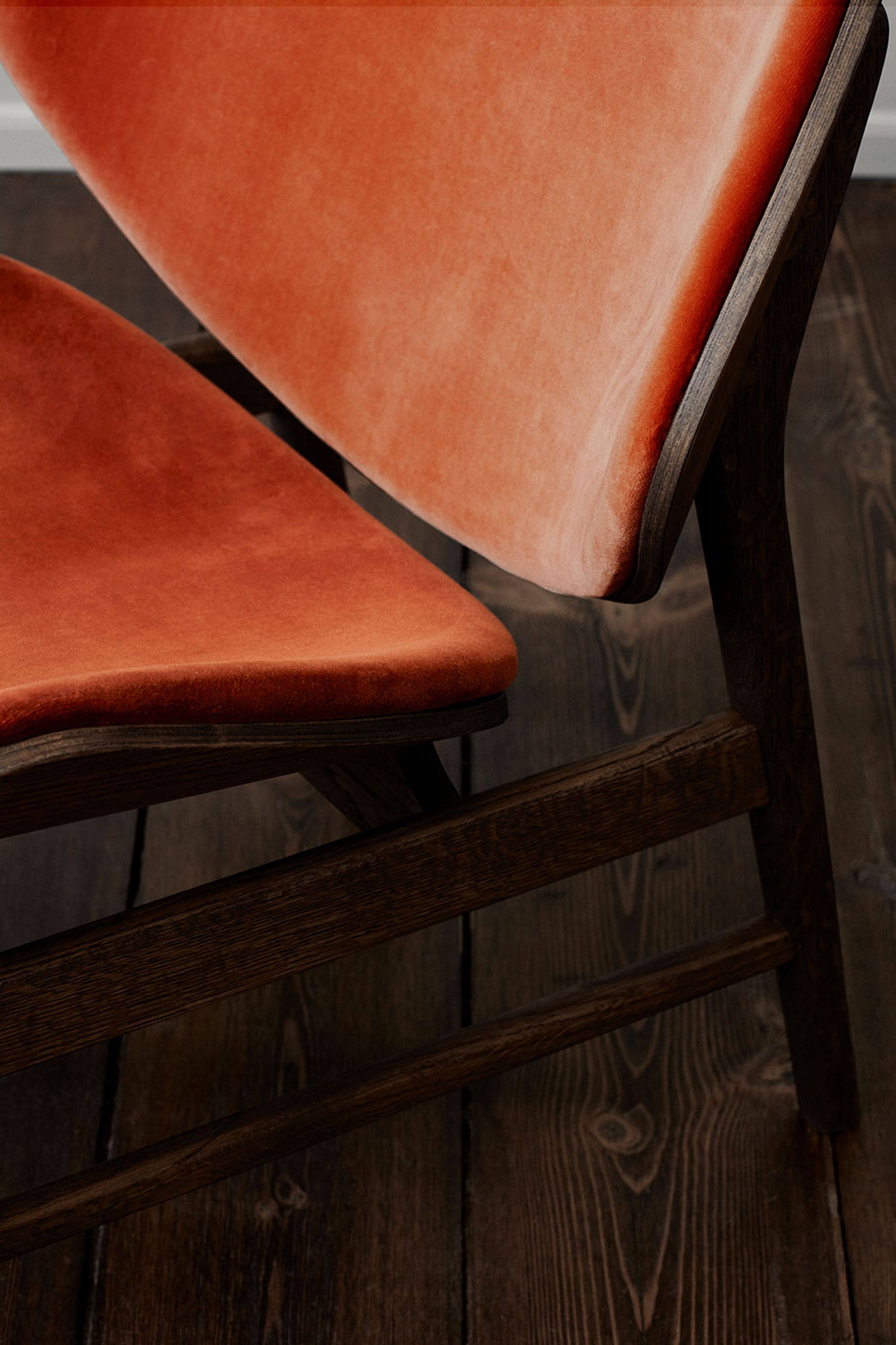 Warm Nordic - Armchair - The Orange / Black Lacquered Oak - Ritz 3701 (Brick Red)