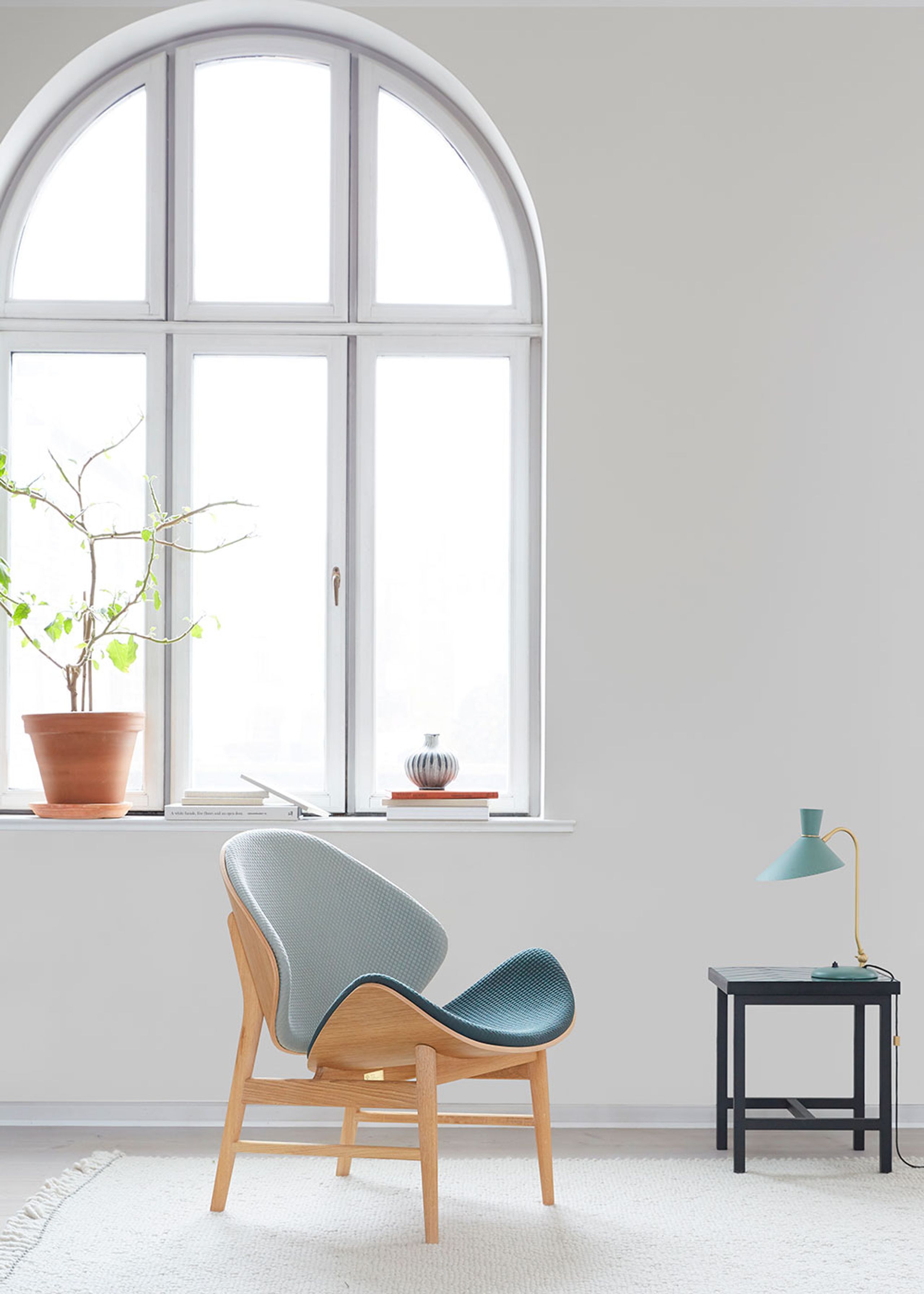 Warm Nordic - Fotel - The Orange / Smoked Oak - Vegetal 090 (Nature)