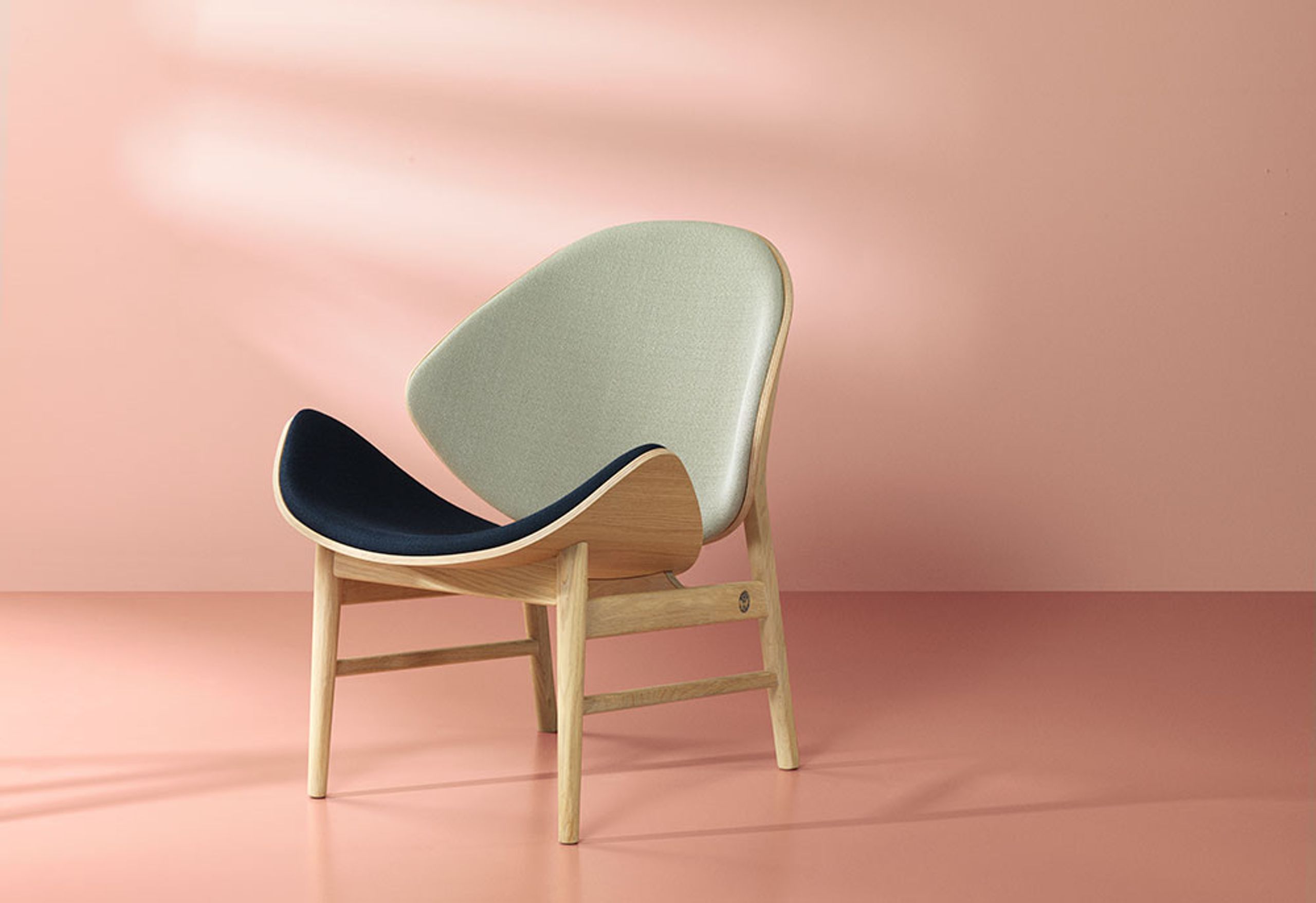 Warm Nordic - Armchair - The Orange / White Oiled Oak - Vidar 222 (Grey) / Vidar 554 (Navy Blue)