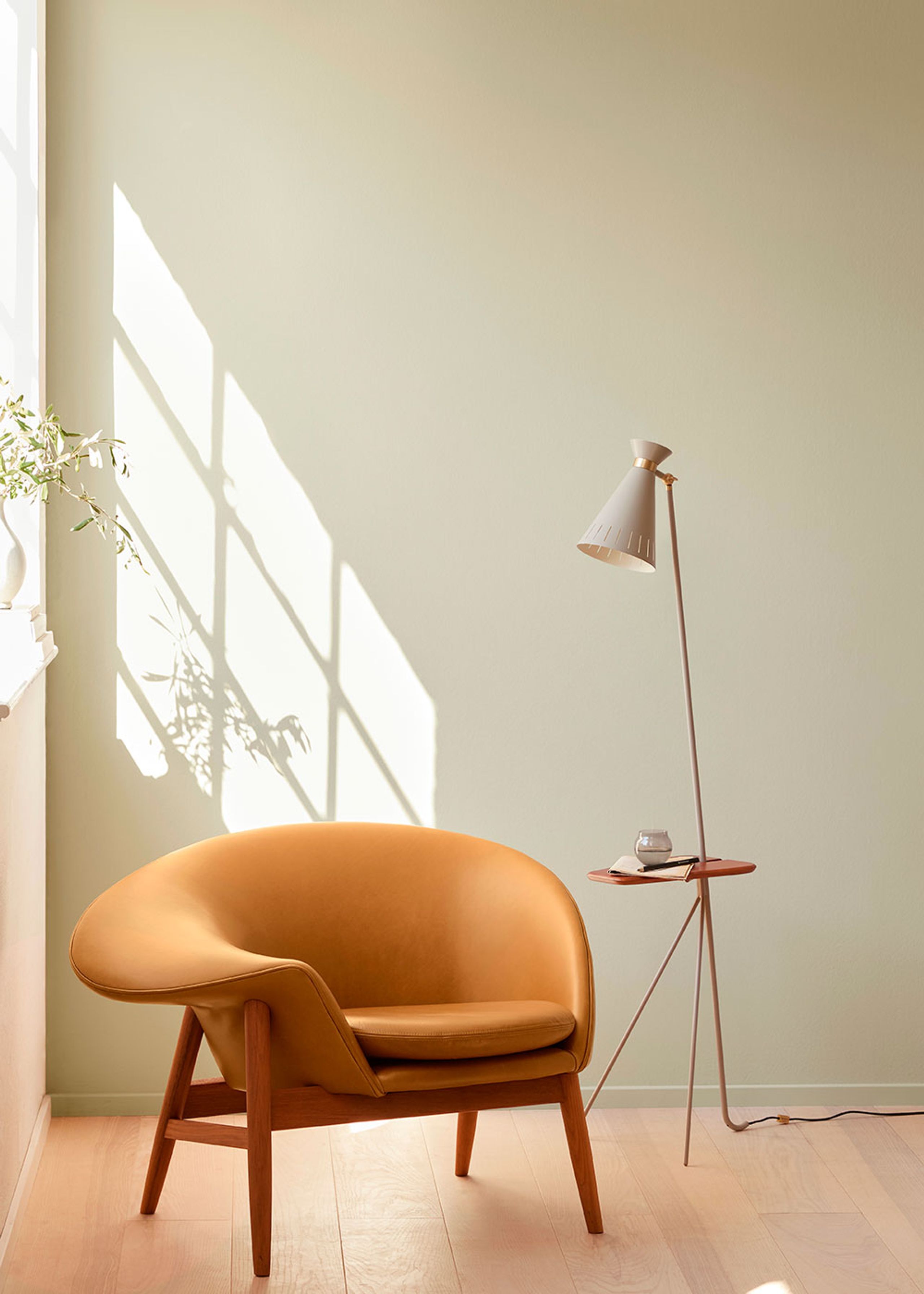 Warm Nordic - Pendule - Cone / Floor Lamp - Clear White, Marble