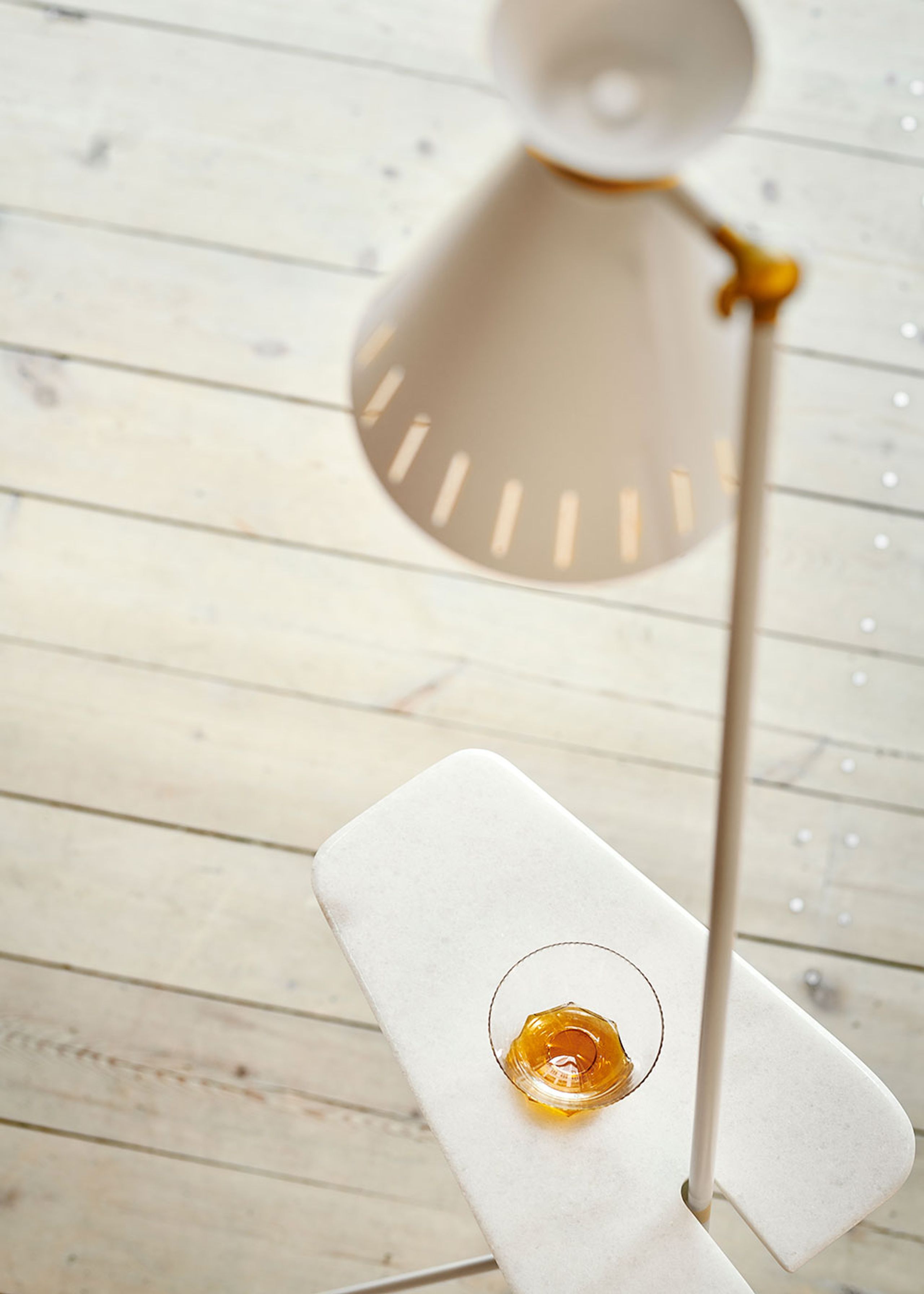 Warm Nordic - Pendule - Cone / Floor Lamp - Clear White, Marble