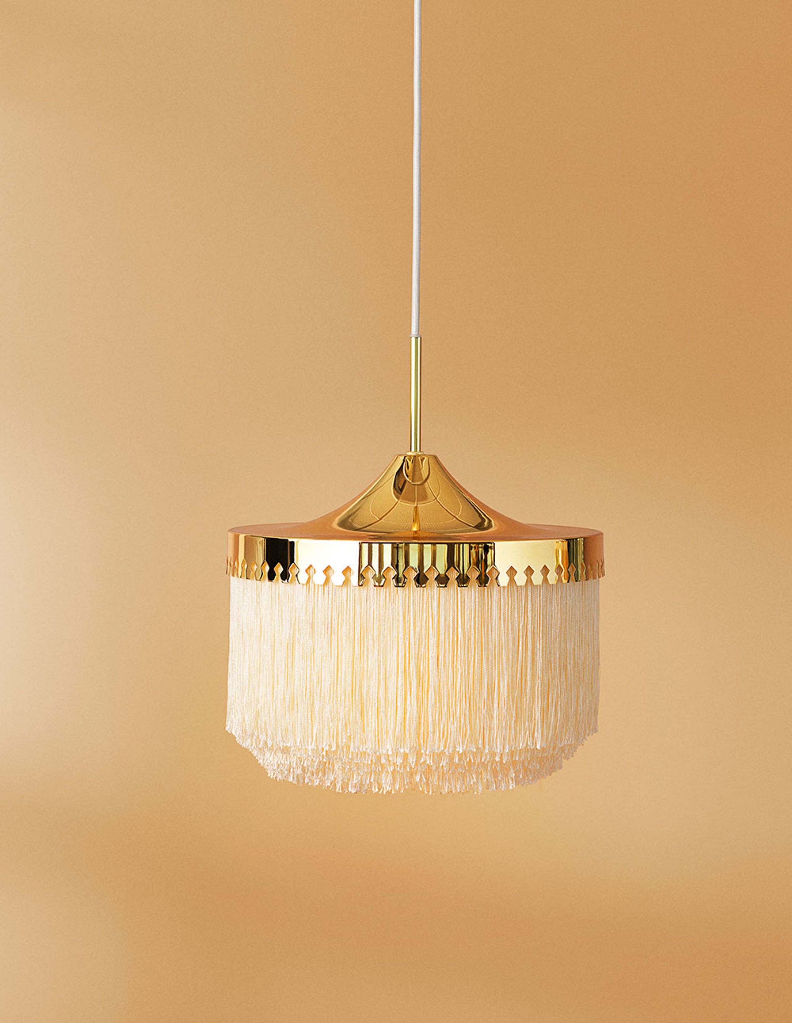 Warm Nordic - Pendant Lamp - Fringe / Pendel - Large - Cream White