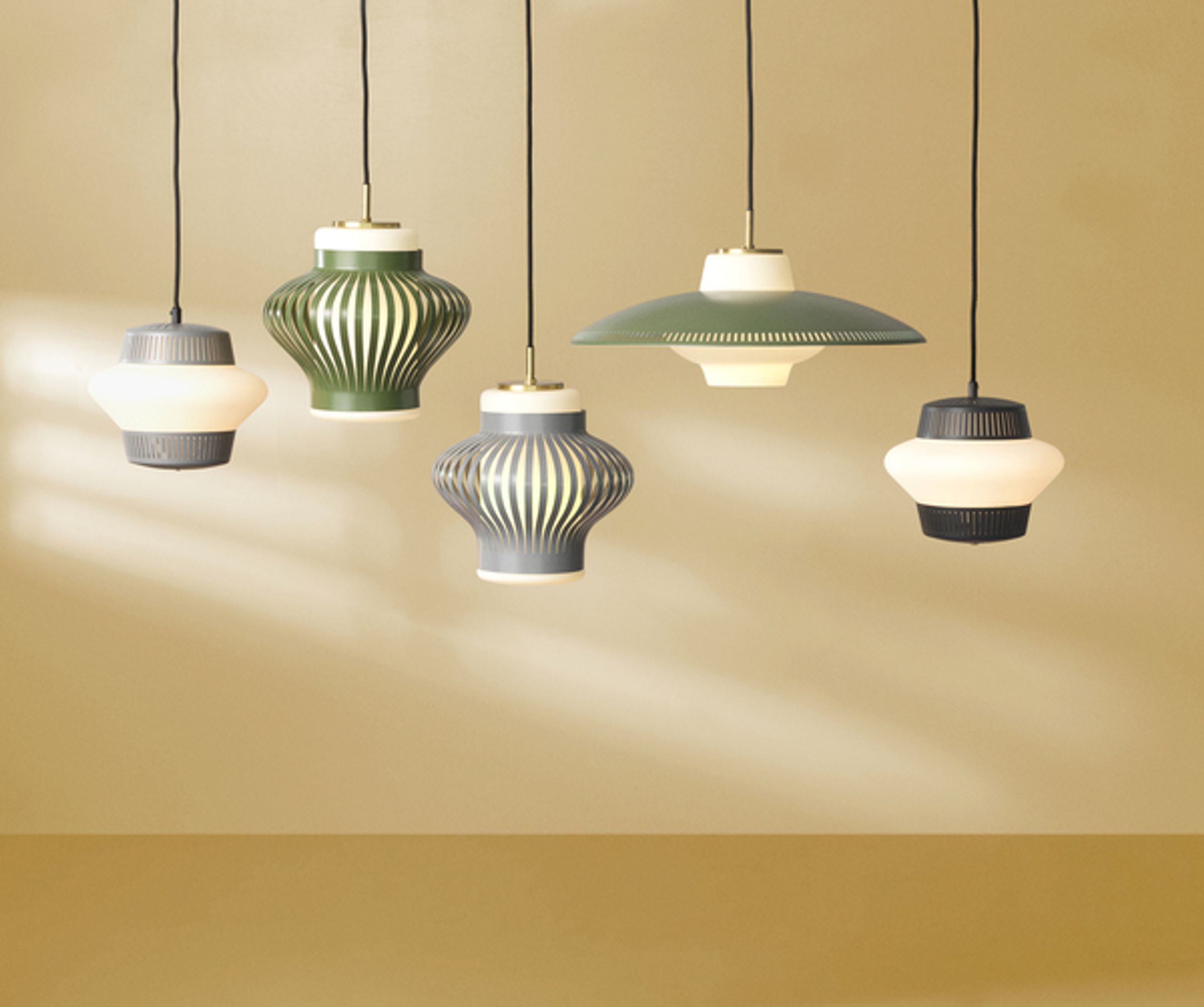 Warm Nordic - Heiluri - Opal Shade - Ultimate Grey