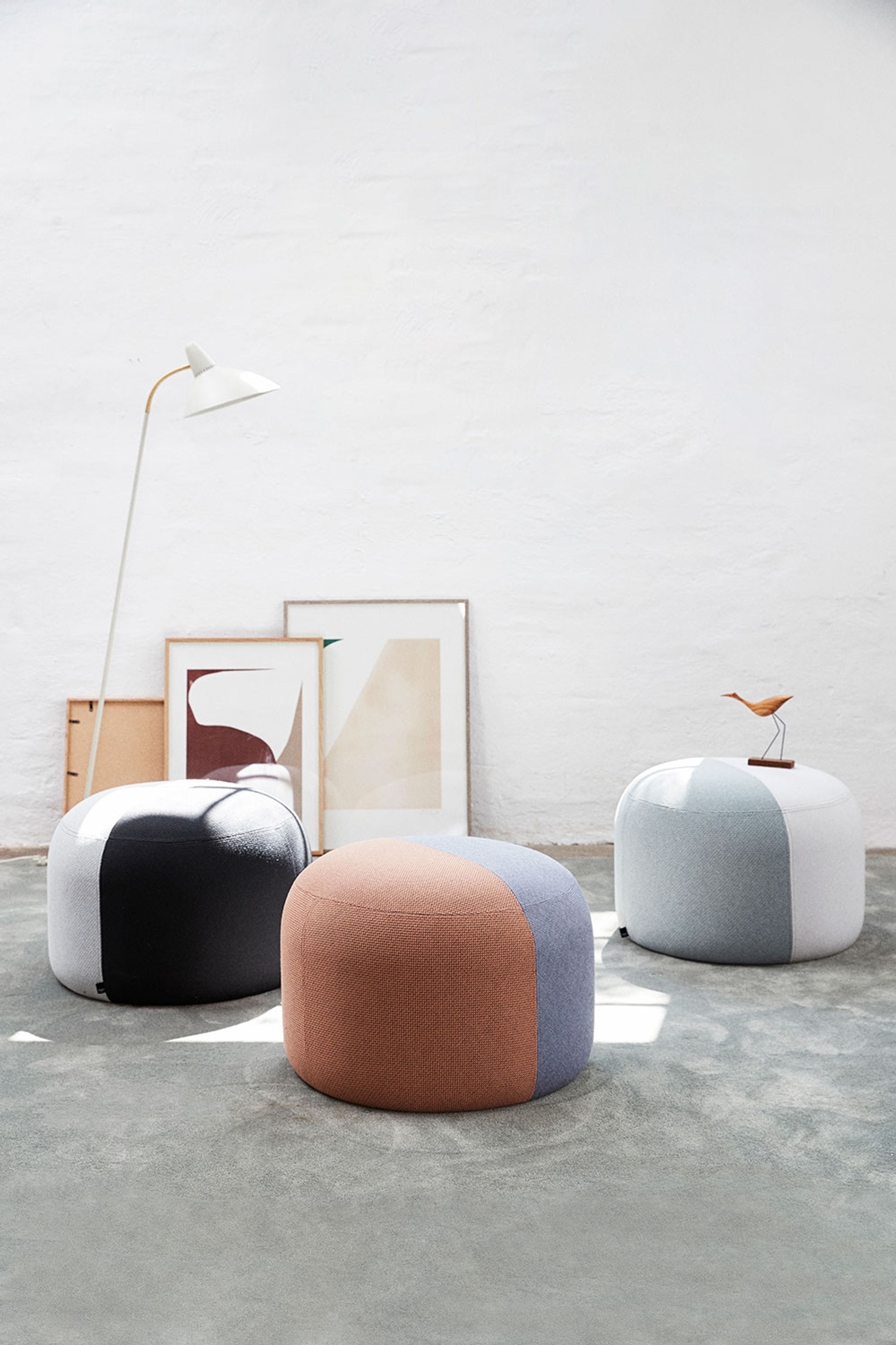 Warm Nordic - Puf - Dainty Pouf - Hero 211 (Pearl Grey) / Hero 981 (Olive)