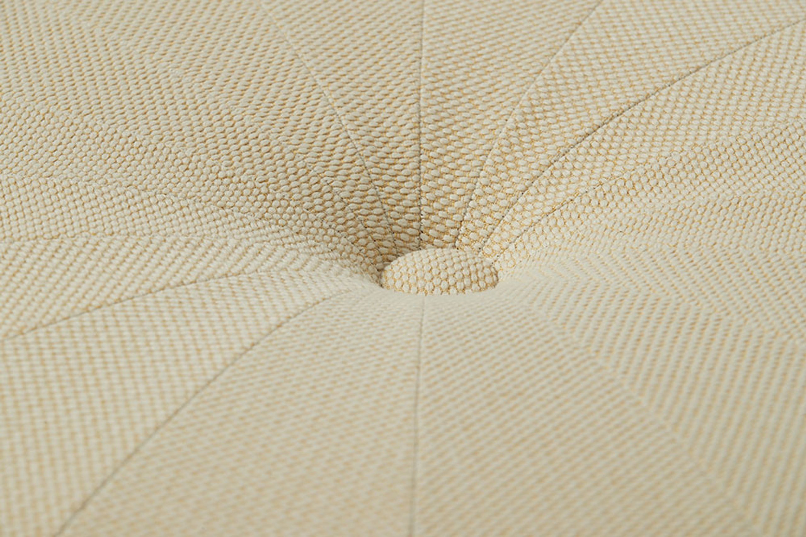 Warm Nordic - Pouf - Grace Pouf - Merit 035 (Fresh Peach)
