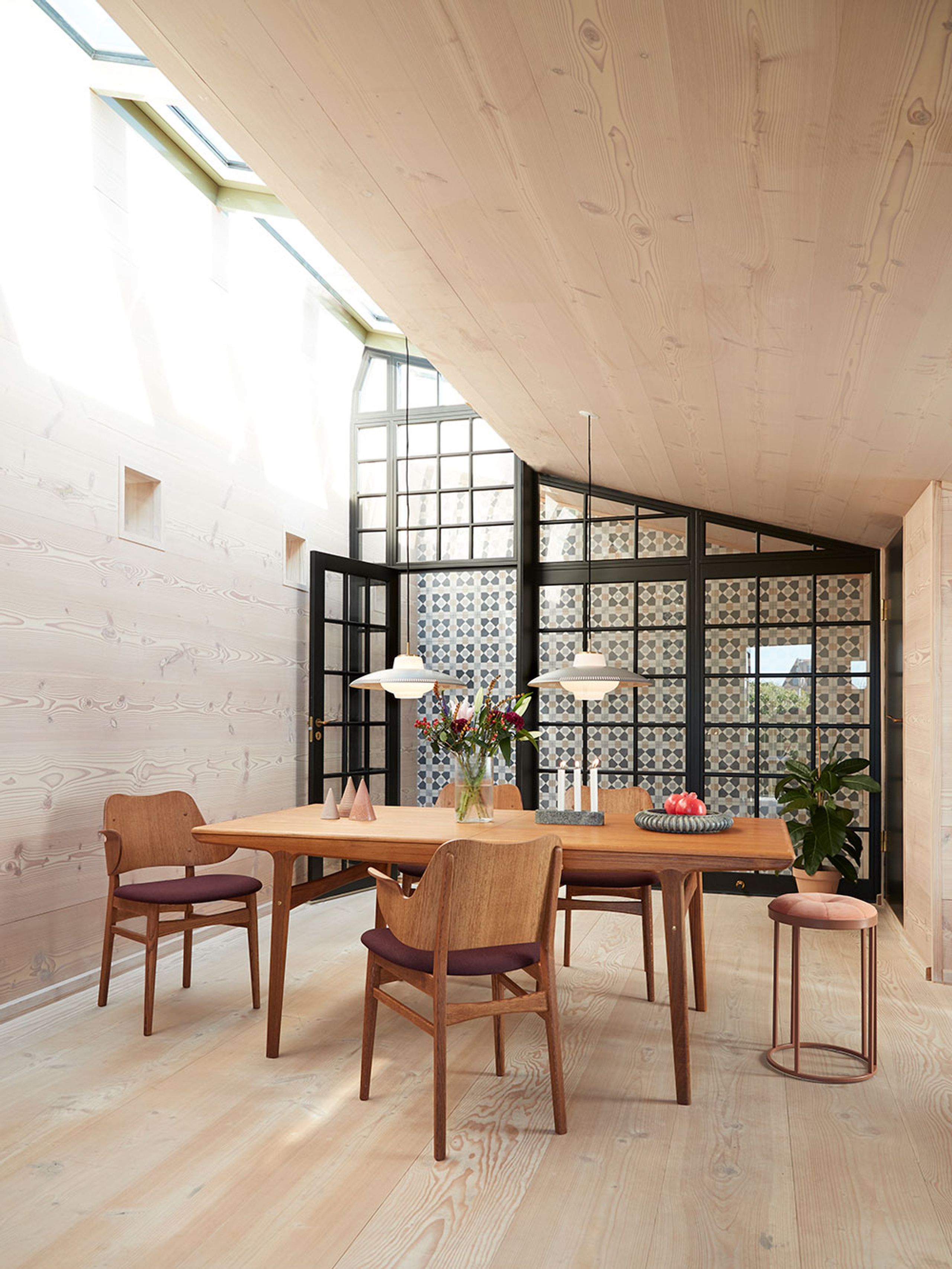 Warm Nordic - Stool - Daisy Stool - Rusty Rose