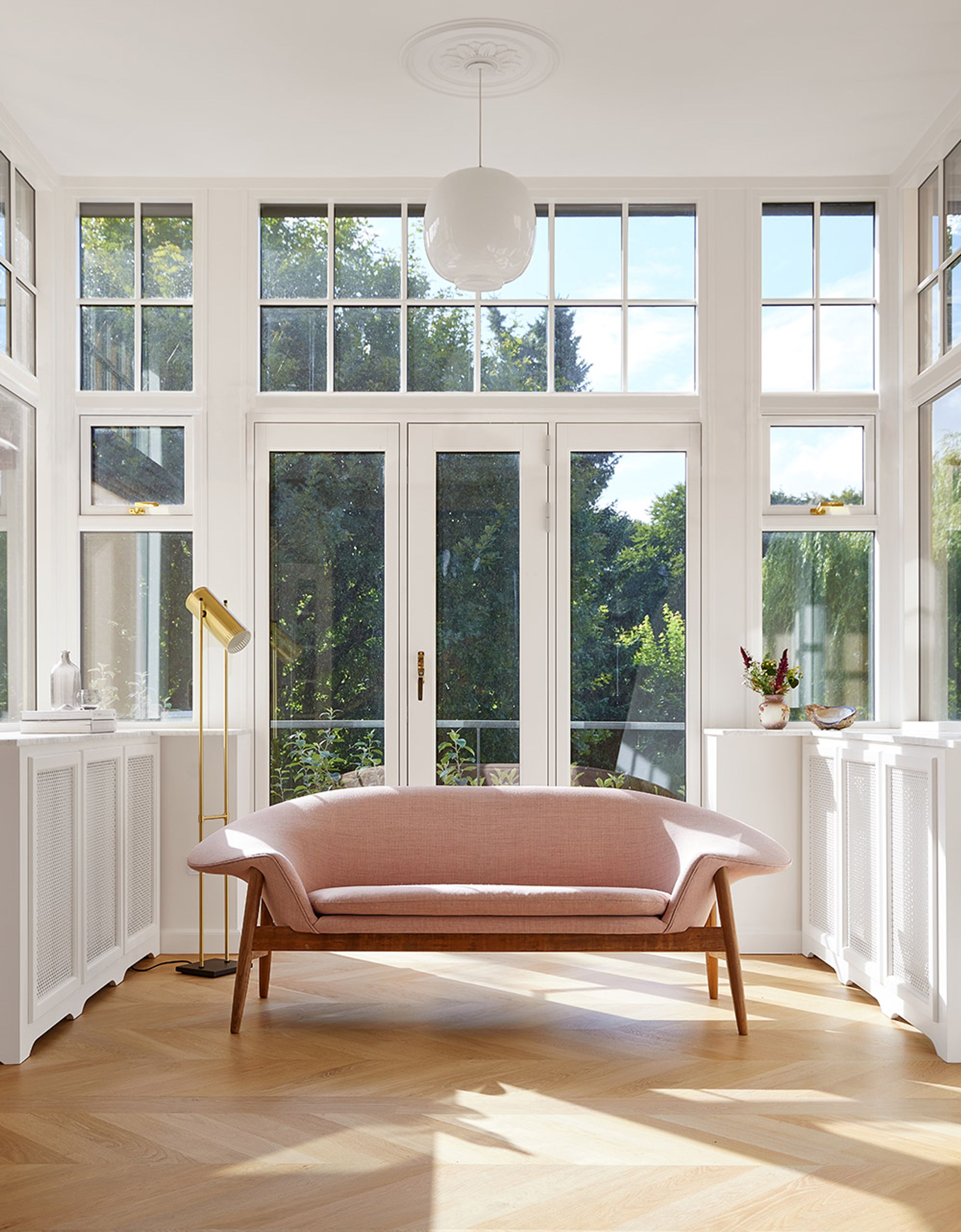 Warm Nordic - Sofa - Fried Egg Sofa / Oiled Teak - Canvas 614 (Pale Rose) / Canvas 424 (Dark Ochre)