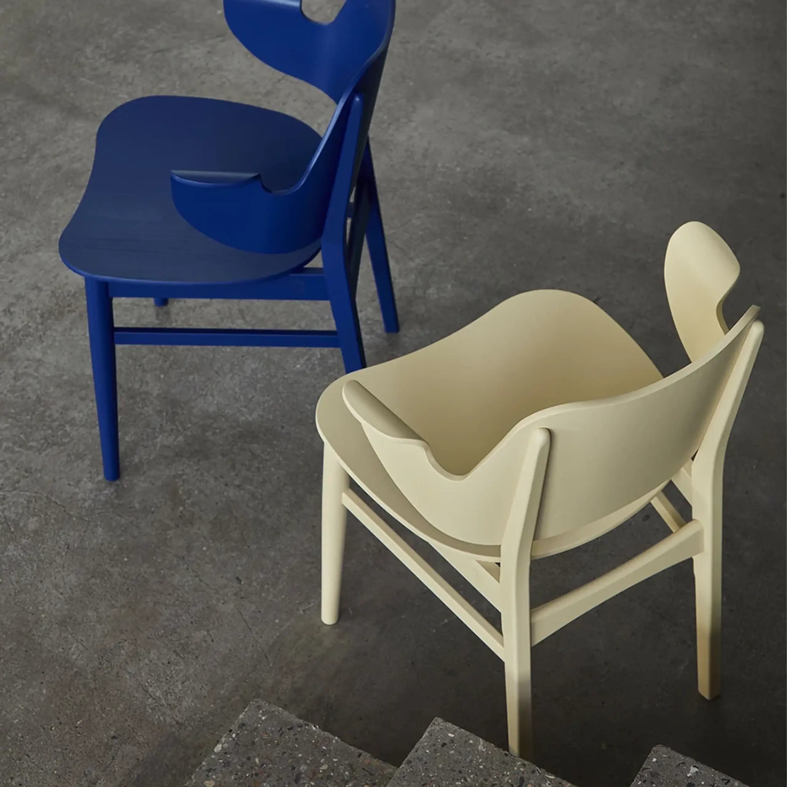 Warm Nordic - Esstischstuhl - Gesture Chair / Colour - Rust - Balder 0542