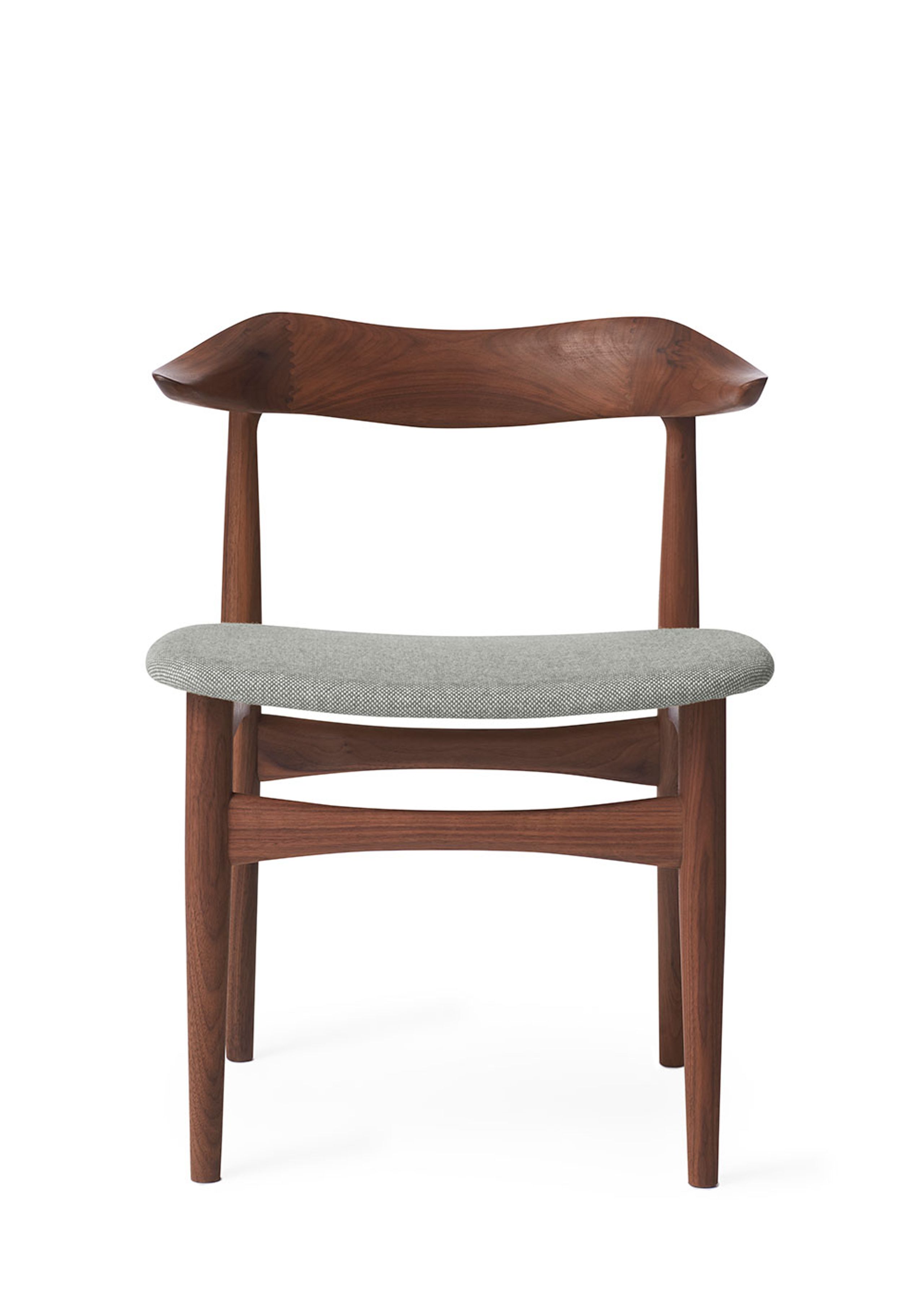 Warm Nordic - Cadeira - Cow Horn Chair - Hallingdal 116 (Light Grey)