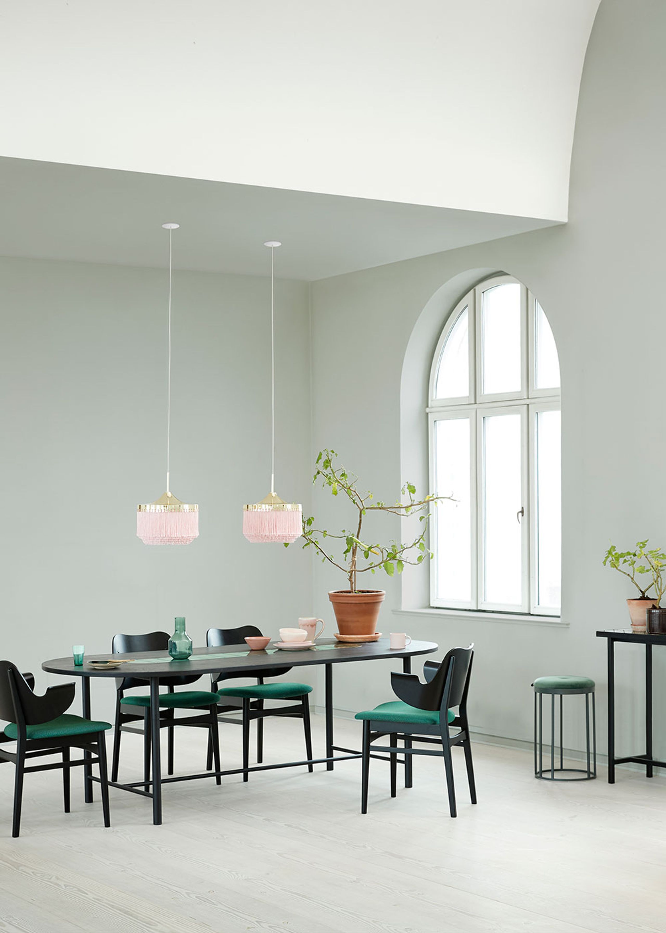 Warm Nordic - Stol - Gesture Chair / Black Lacquered Oak - Prescott 207 (Black) / Merit 011 (Ice Blue)