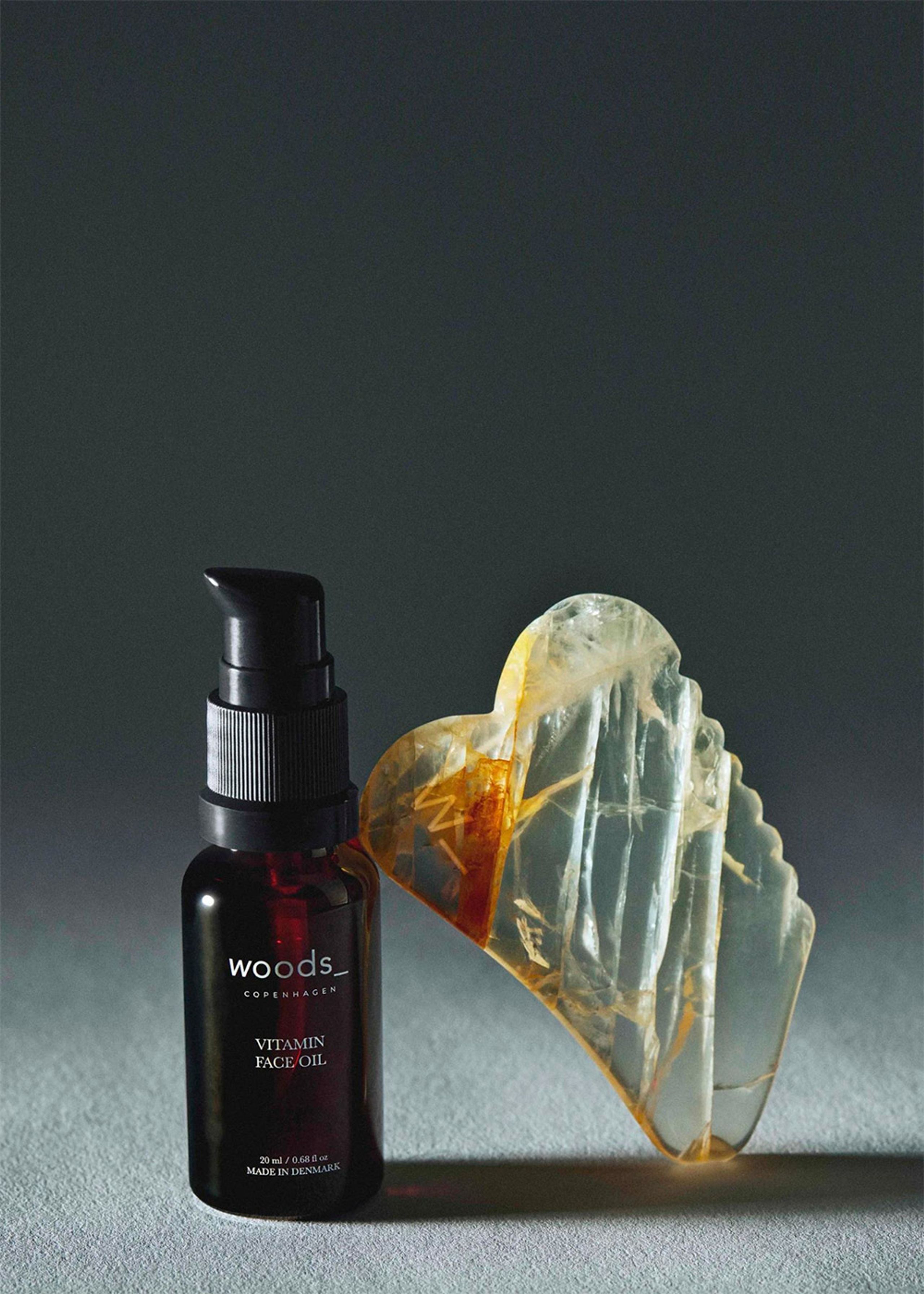 Woods Copenhagen - Olej na tvár - Vitamin Face Oil - Organic Argan oil & Natural Mulberry