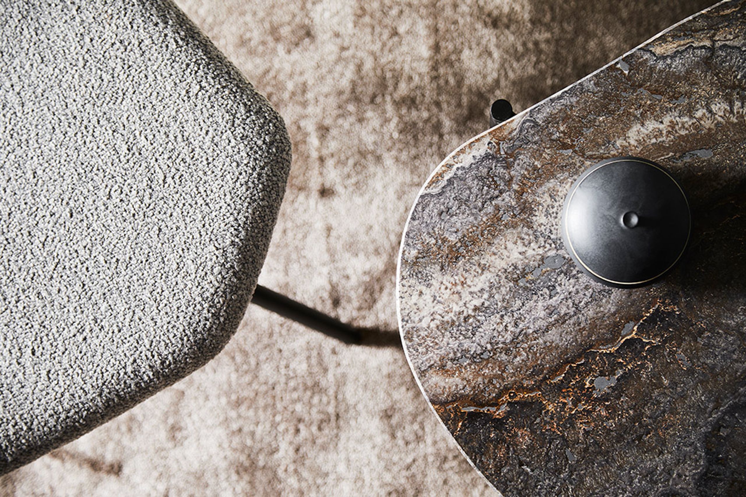 Woud - Conseil d'administration - La Terra occasional table - Grey Melange Travertine - Small