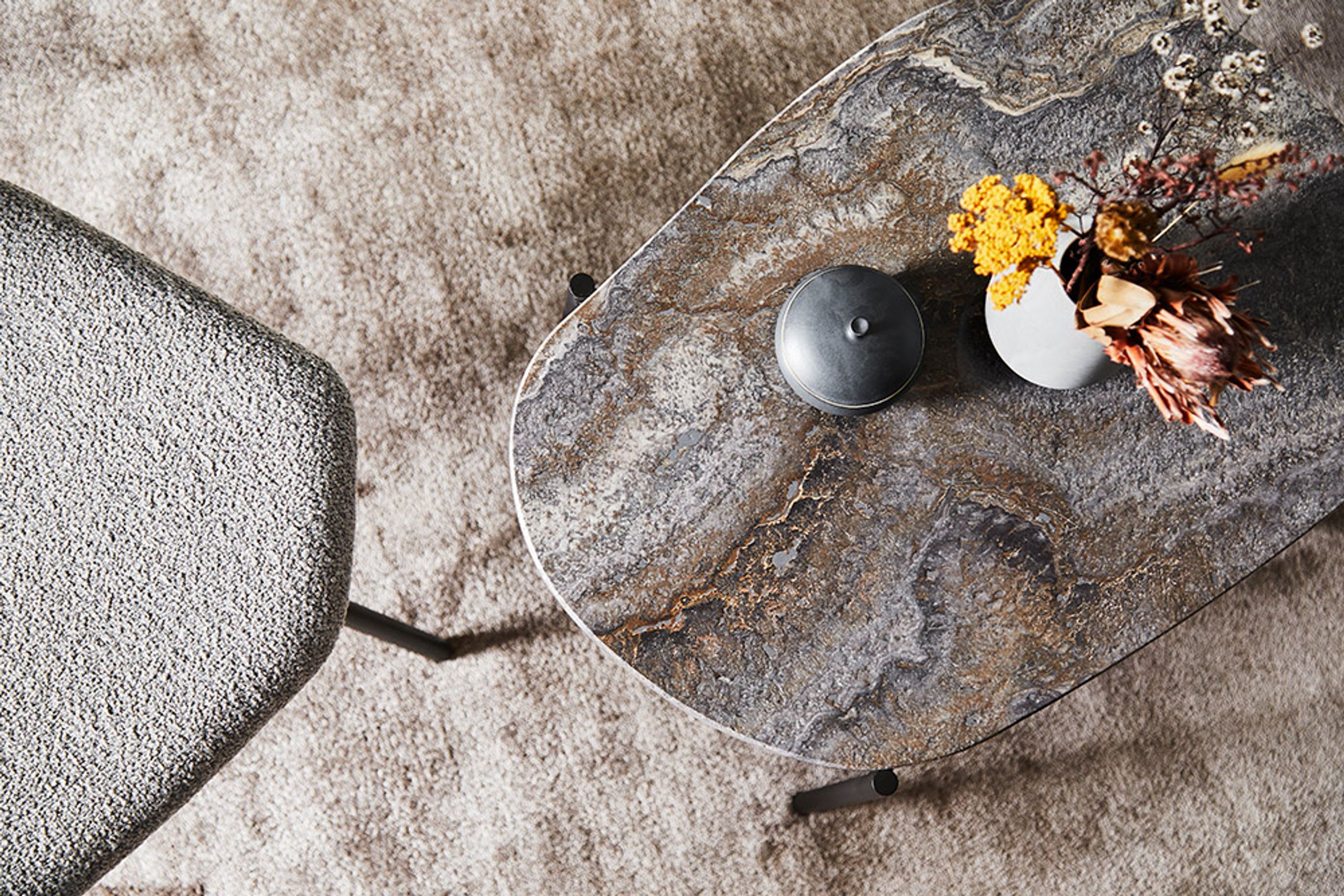 Woud - Conseil d'administration - La Terra occasional table - Grey Melange Travertine - Small