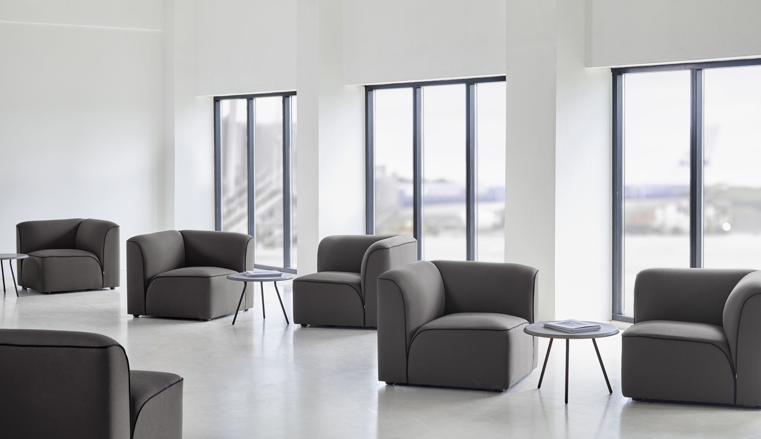 Woud - Table - Soround Side Table - Black - Nano Laminate