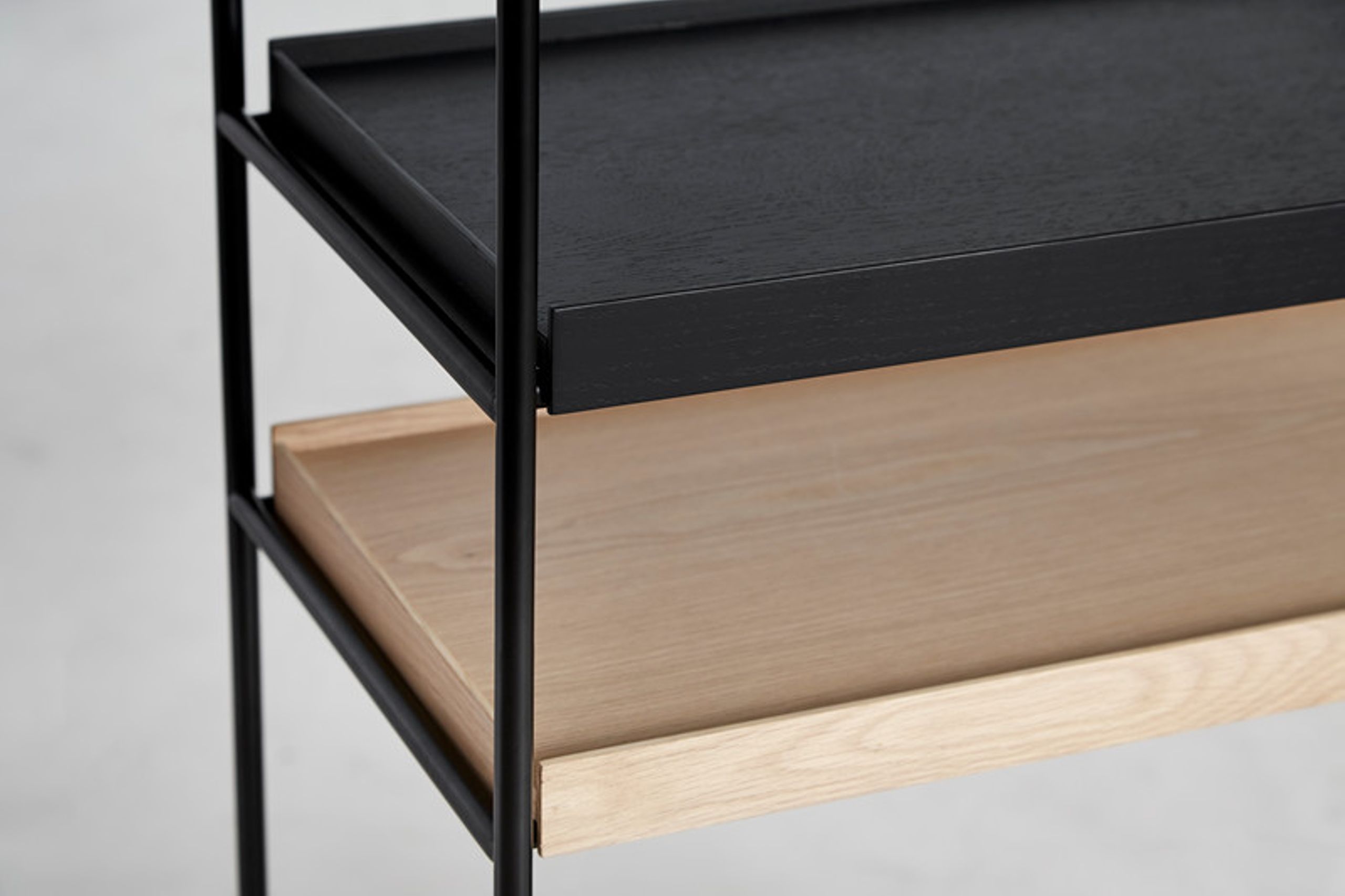 Woud - Hylde - Tray Shelf - Style 5 Eg & Sort - Høj