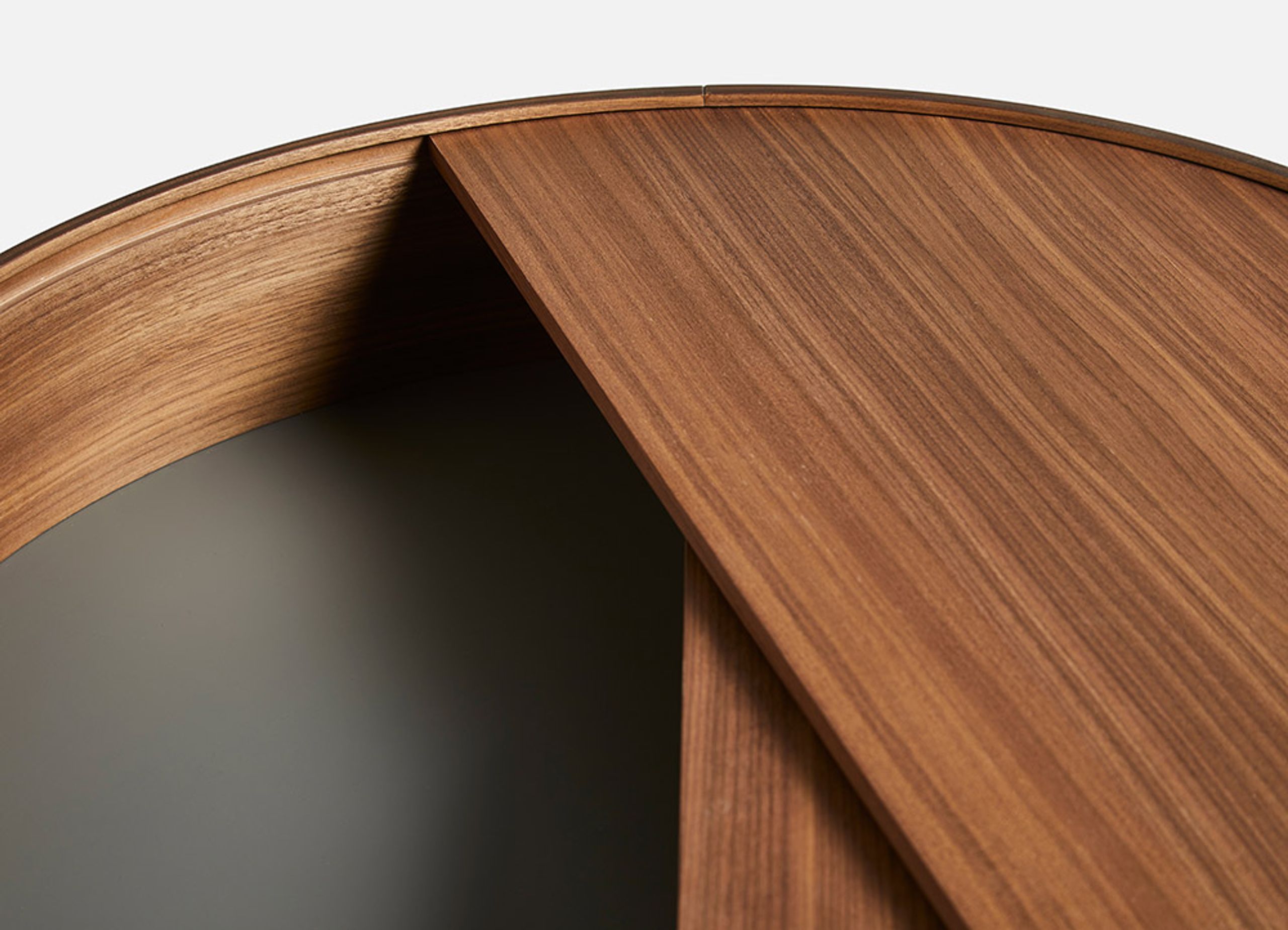 Woud - Table basse - Arc Side and Coffee Table - Walnut - Side Table