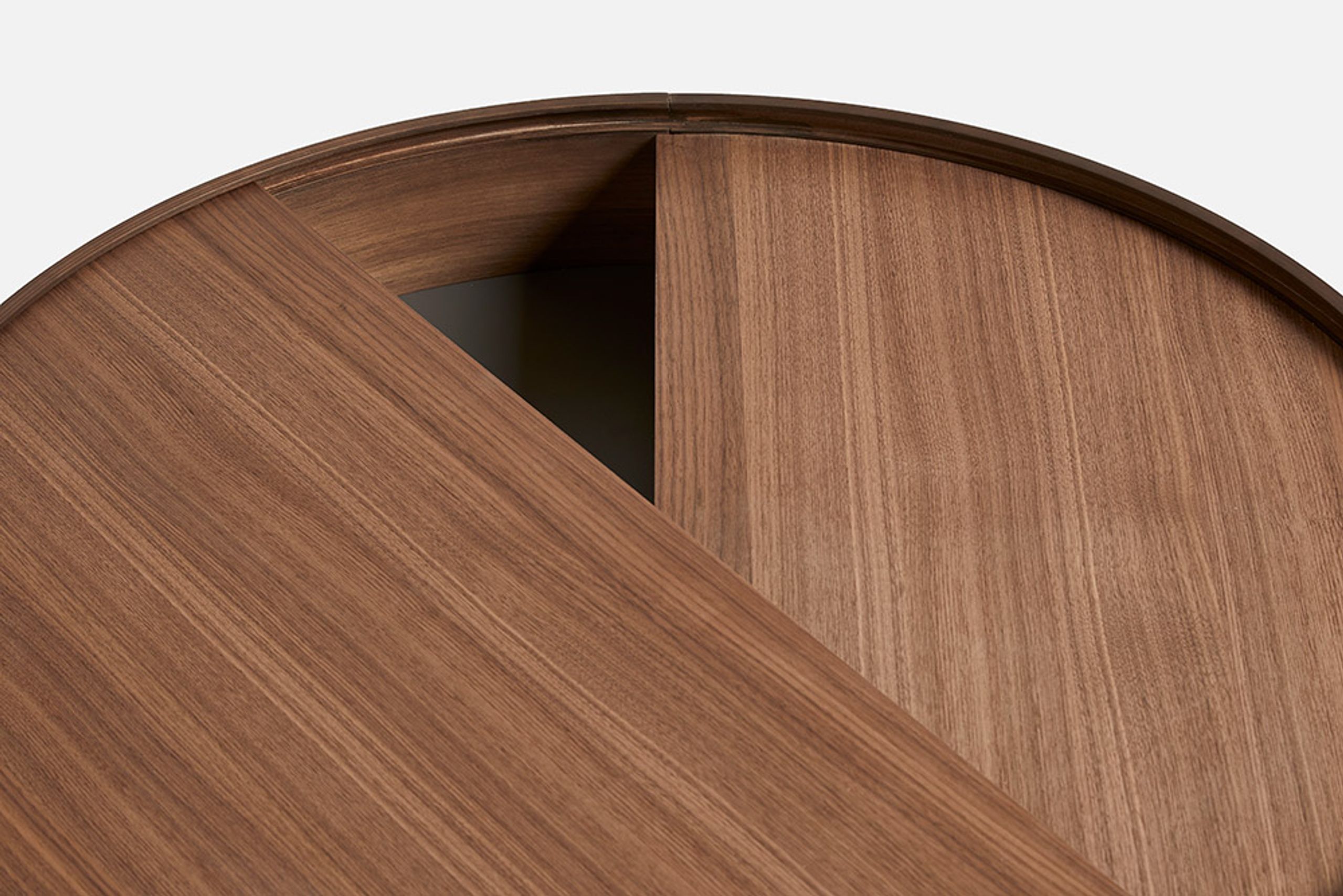 Woud - Couchtisch - Arc Side and Coffee Table - Walnut - Coffee Table