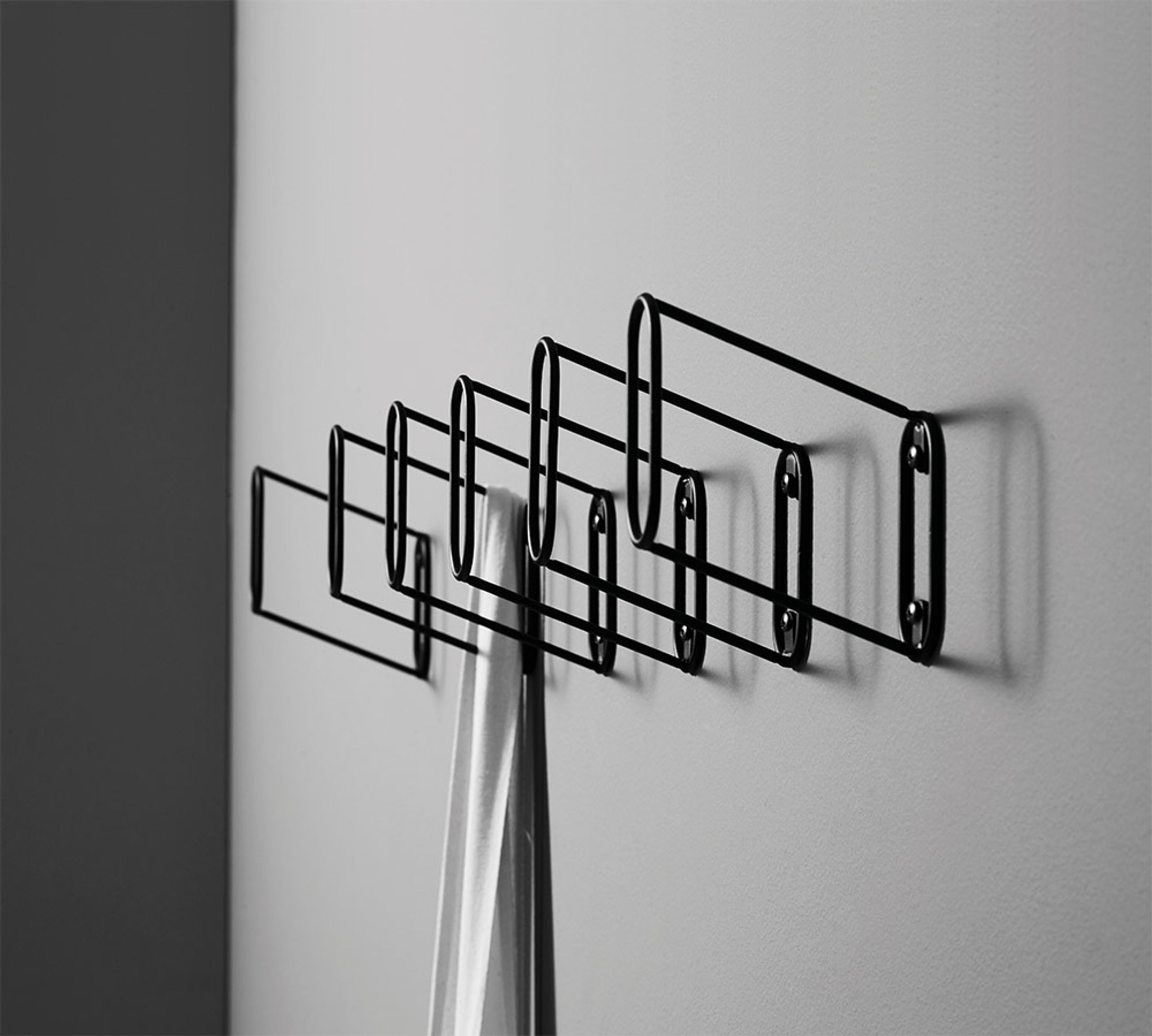 Woud - Hooks - Eileen hook - Black