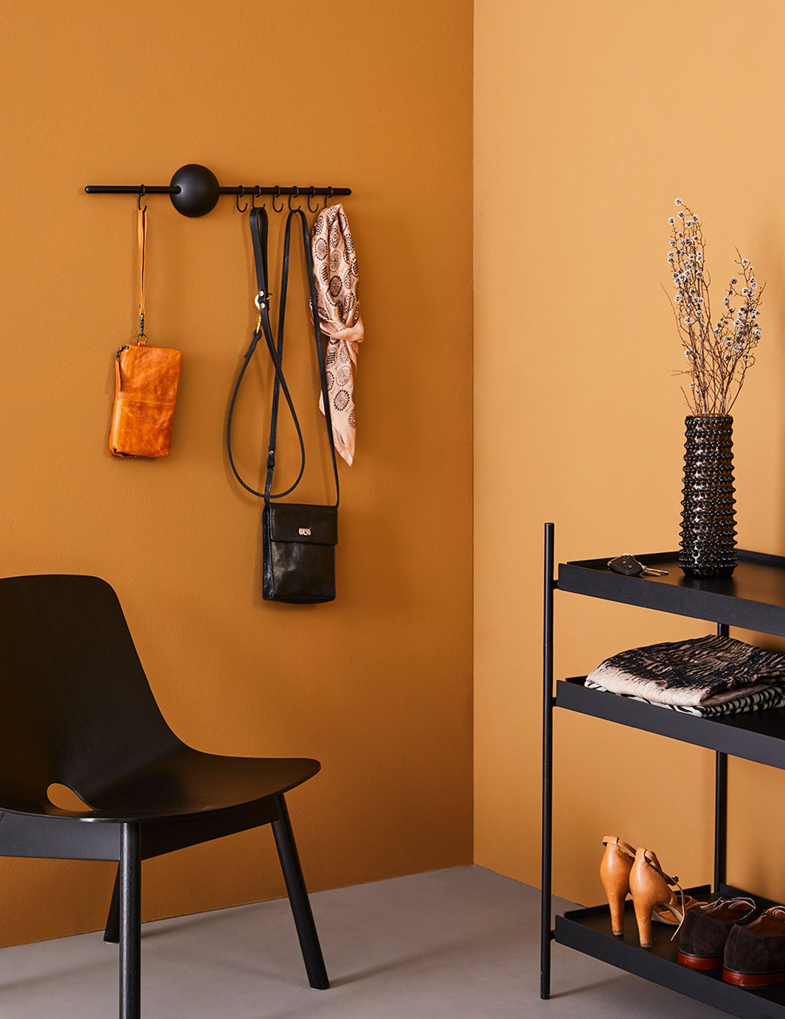 Woud - Haken - Hoop rack - Black Painted Oak