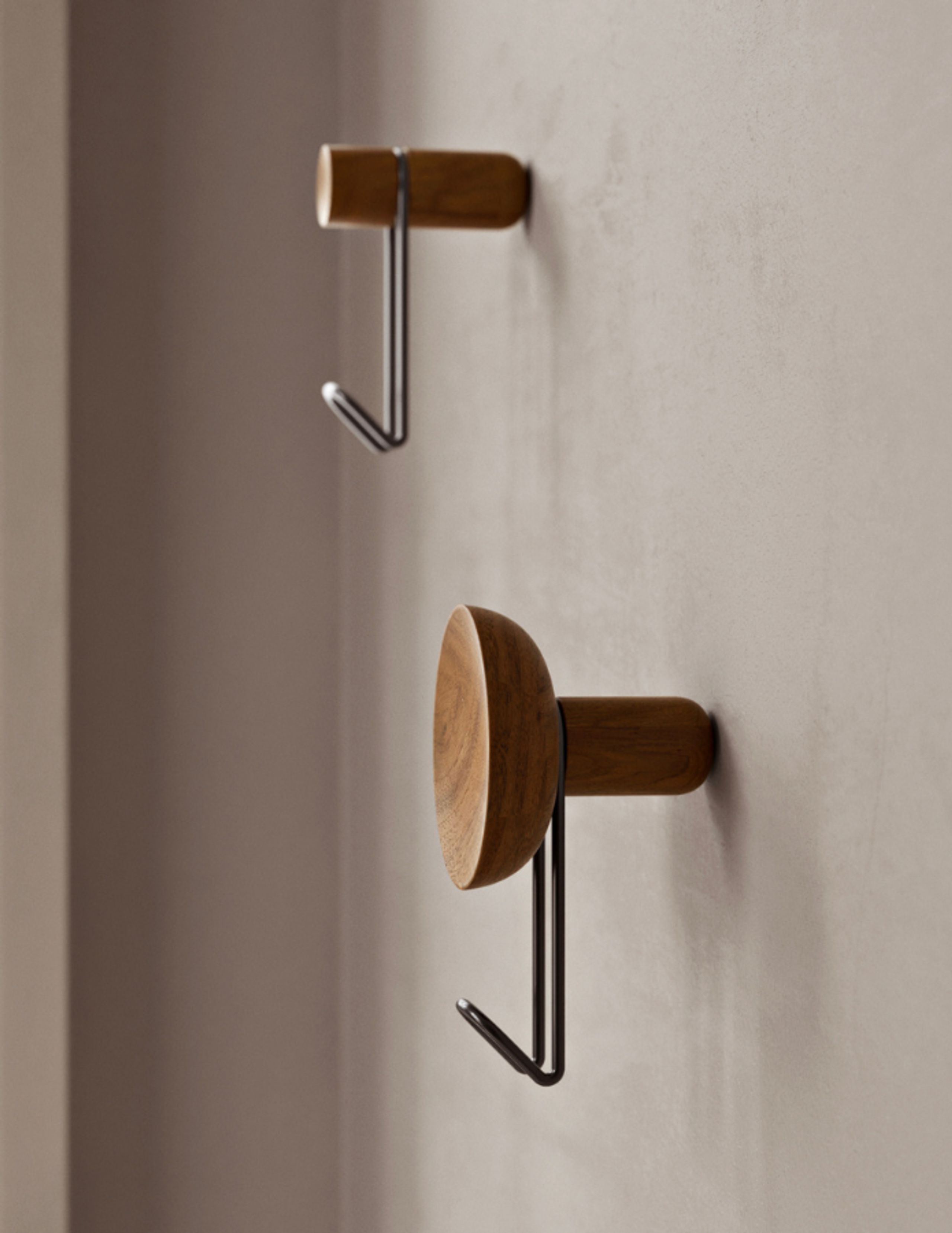 Woud - Haken - Around Wall Hanger - Black/Black - Large