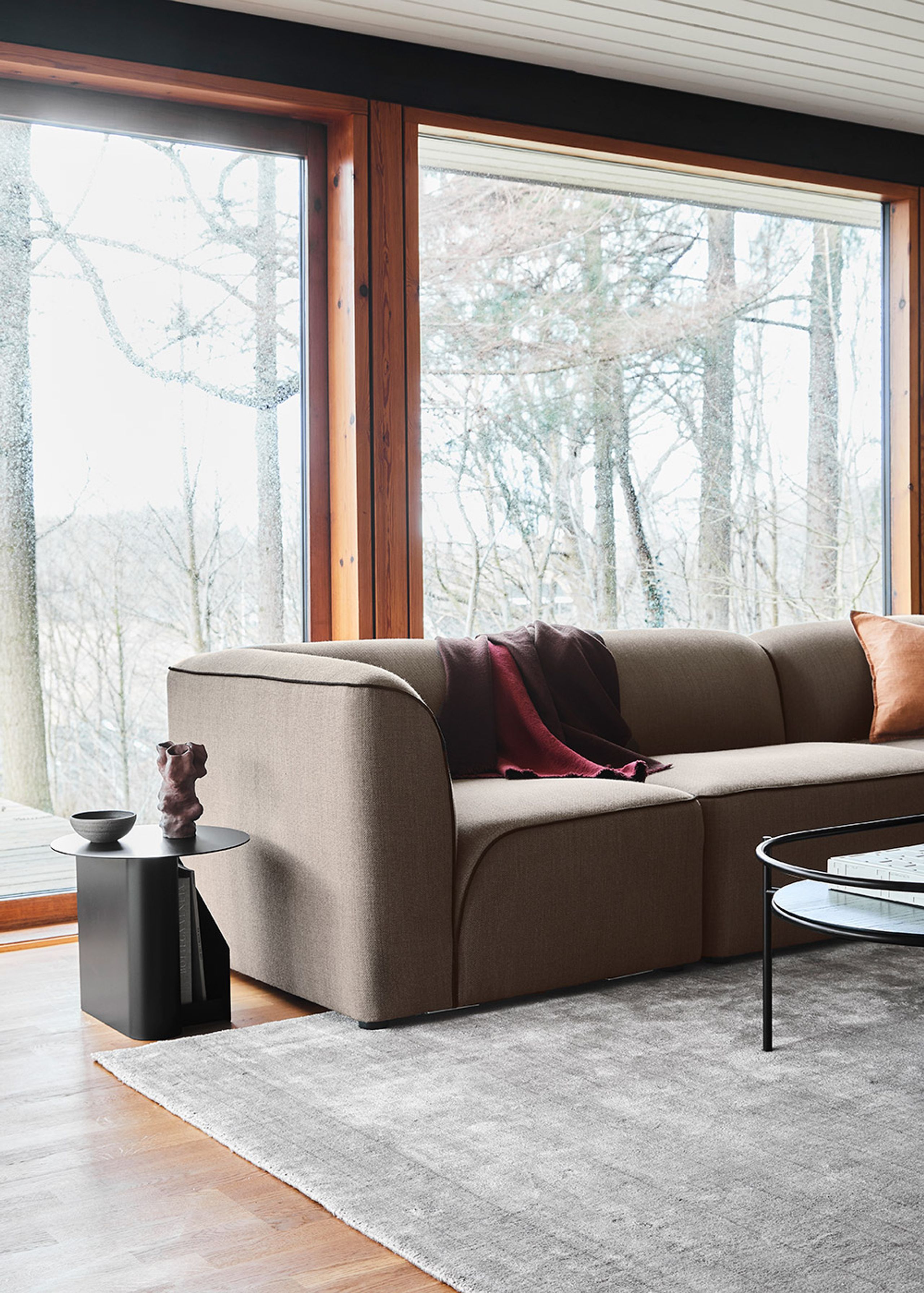 Woud - Divano - Flora Sofa | 2,5-Seater - Vidar 232