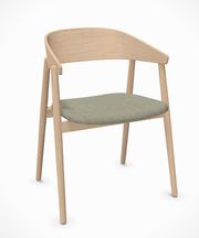 Oak white pigmented matt lacquer / Rewool kvadrat 0408 (Esaurito)