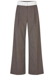 Dark Brown Pinstripe (Ausverkauft)