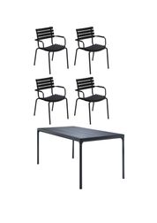 Black Chairs/Black Table (Udsolgt)