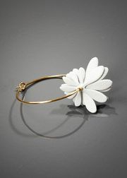 White with gold (Slutsålt)