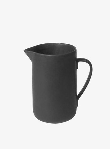 Louise Roe - Copie - Ceramic PISU - #14 Pitcher Ink Black